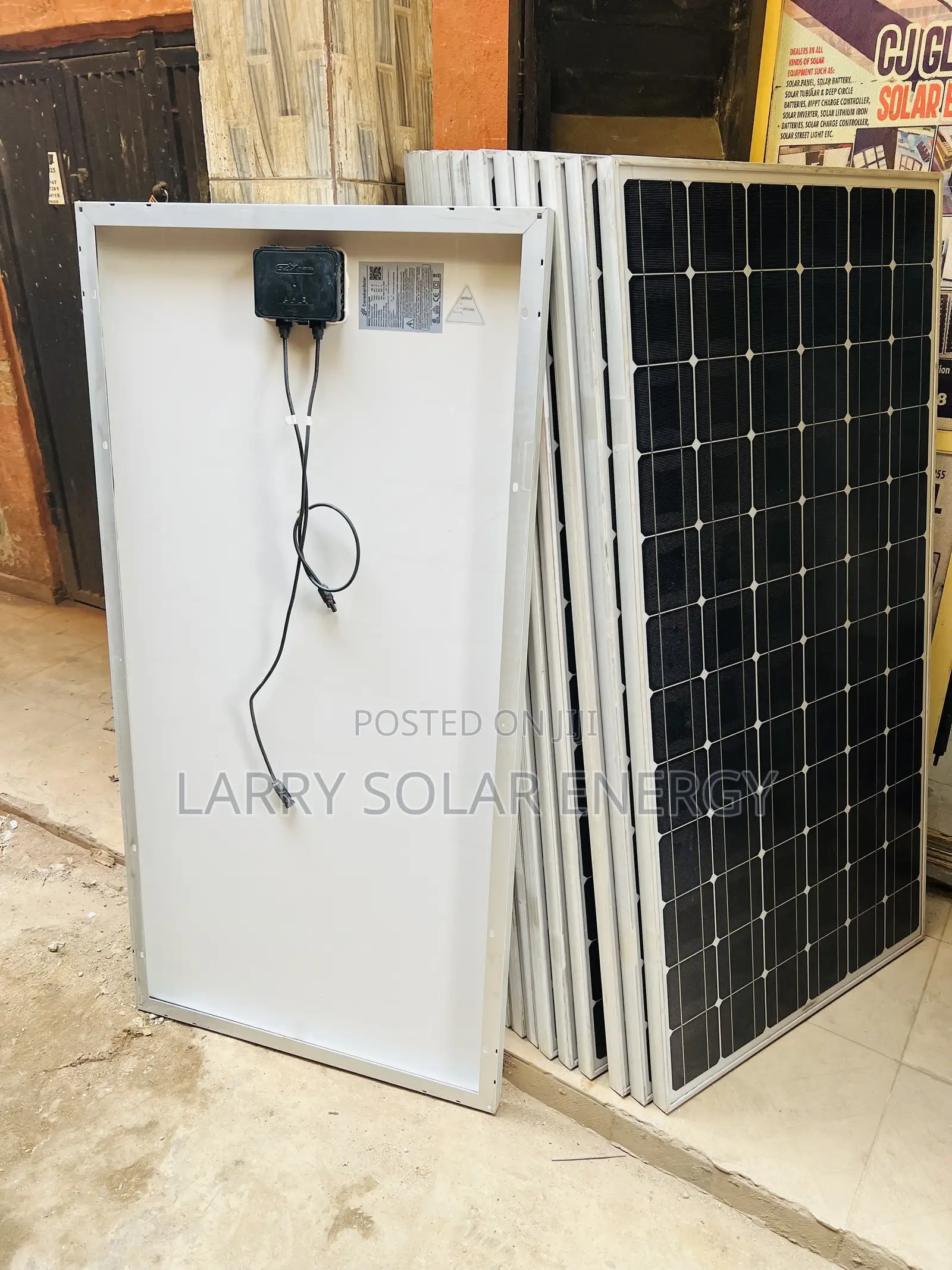 300w Canadian, Solar Panel