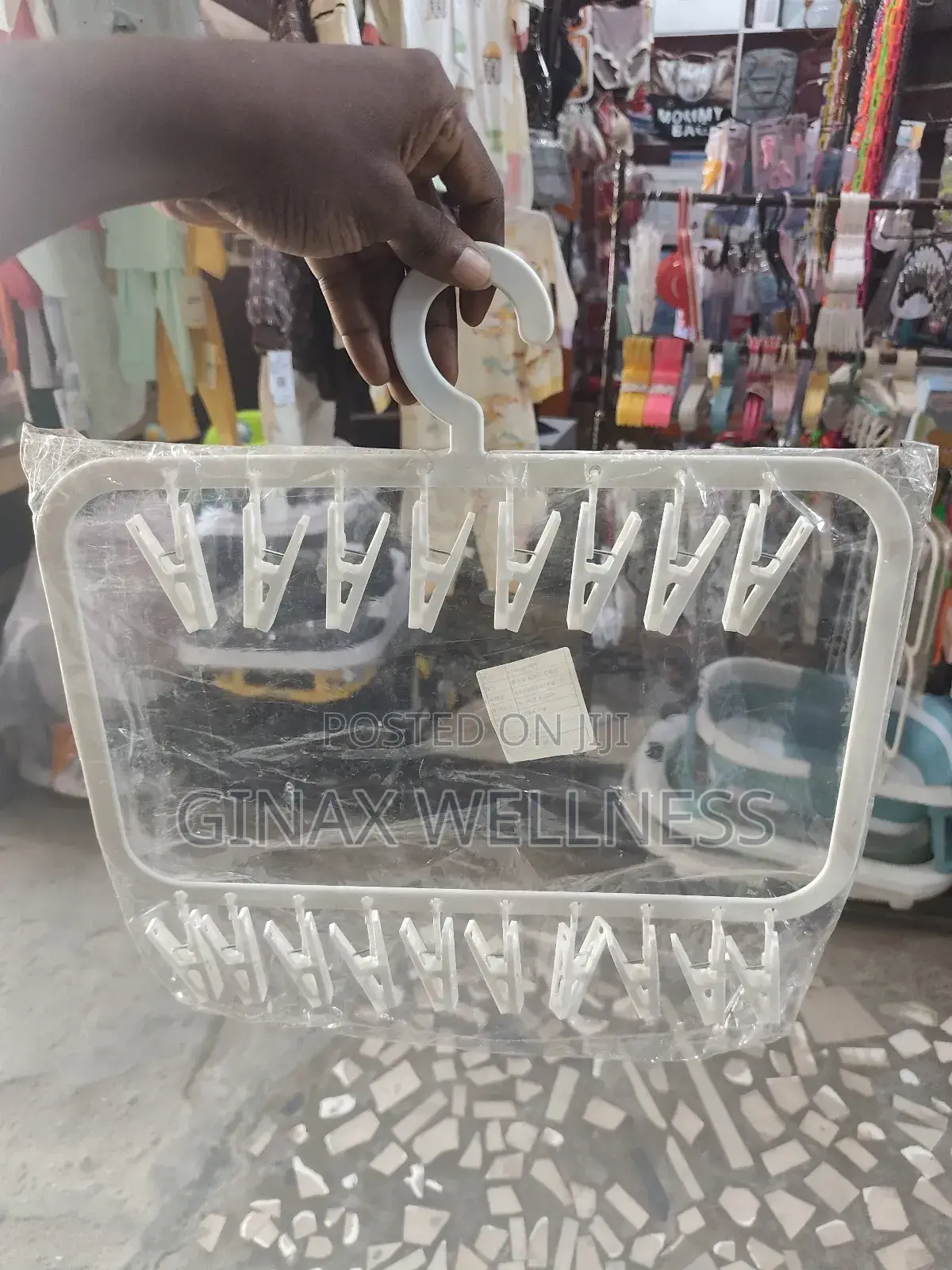 Multi-tier Clothes Drying Hanger With Clips (18 Clips)