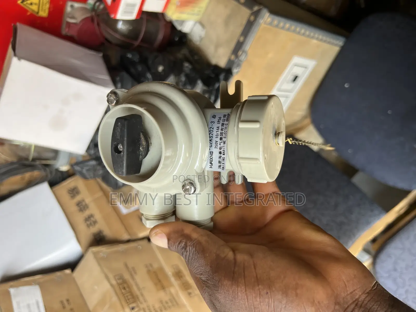 Haixng Czks202-3 Marine Nylon Socket With Switch