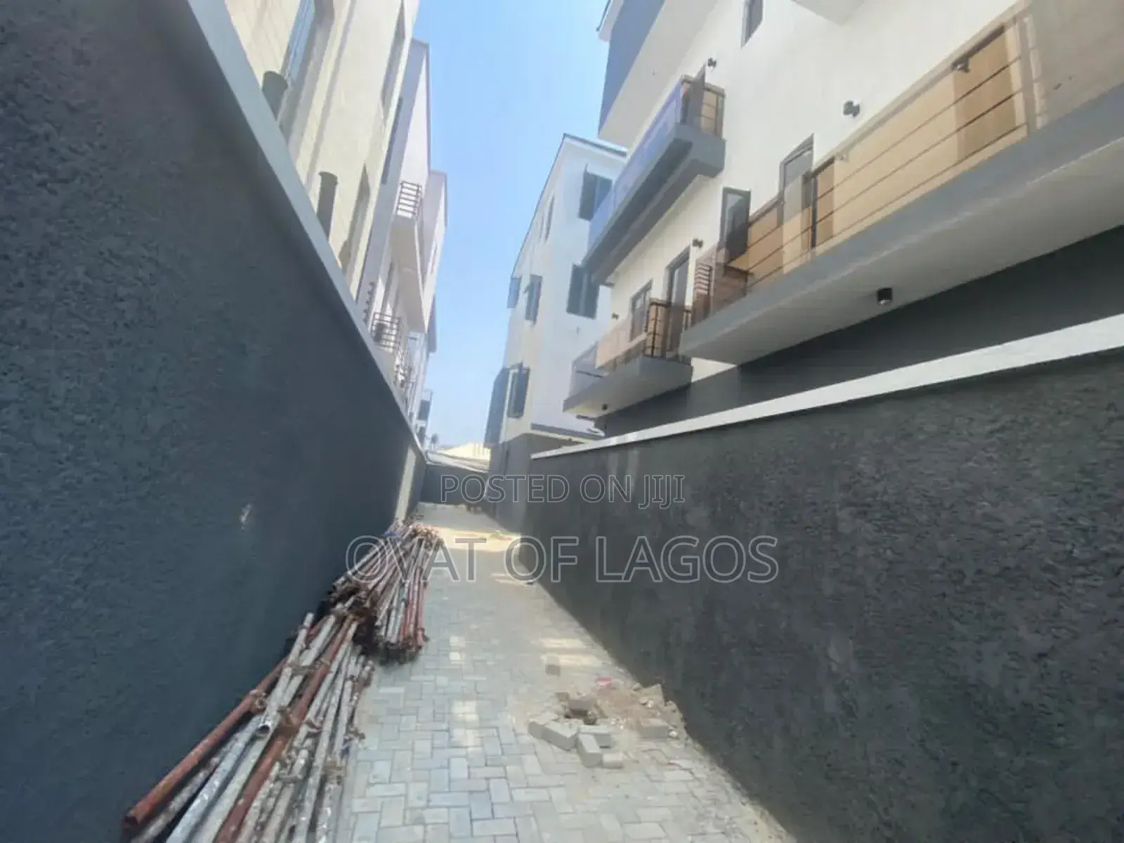7bdrm Duplex in Lekki Phase 1 for sale