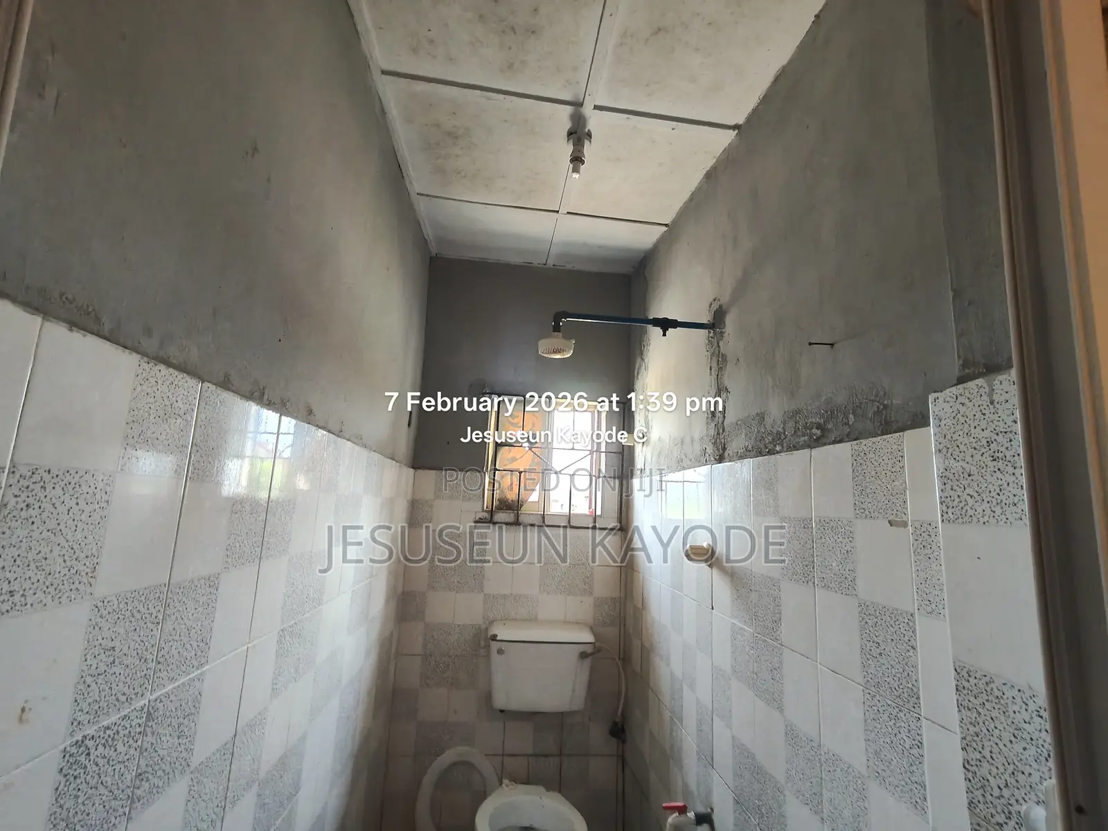 Mini Flat in Oko Oloosha Agric for rent