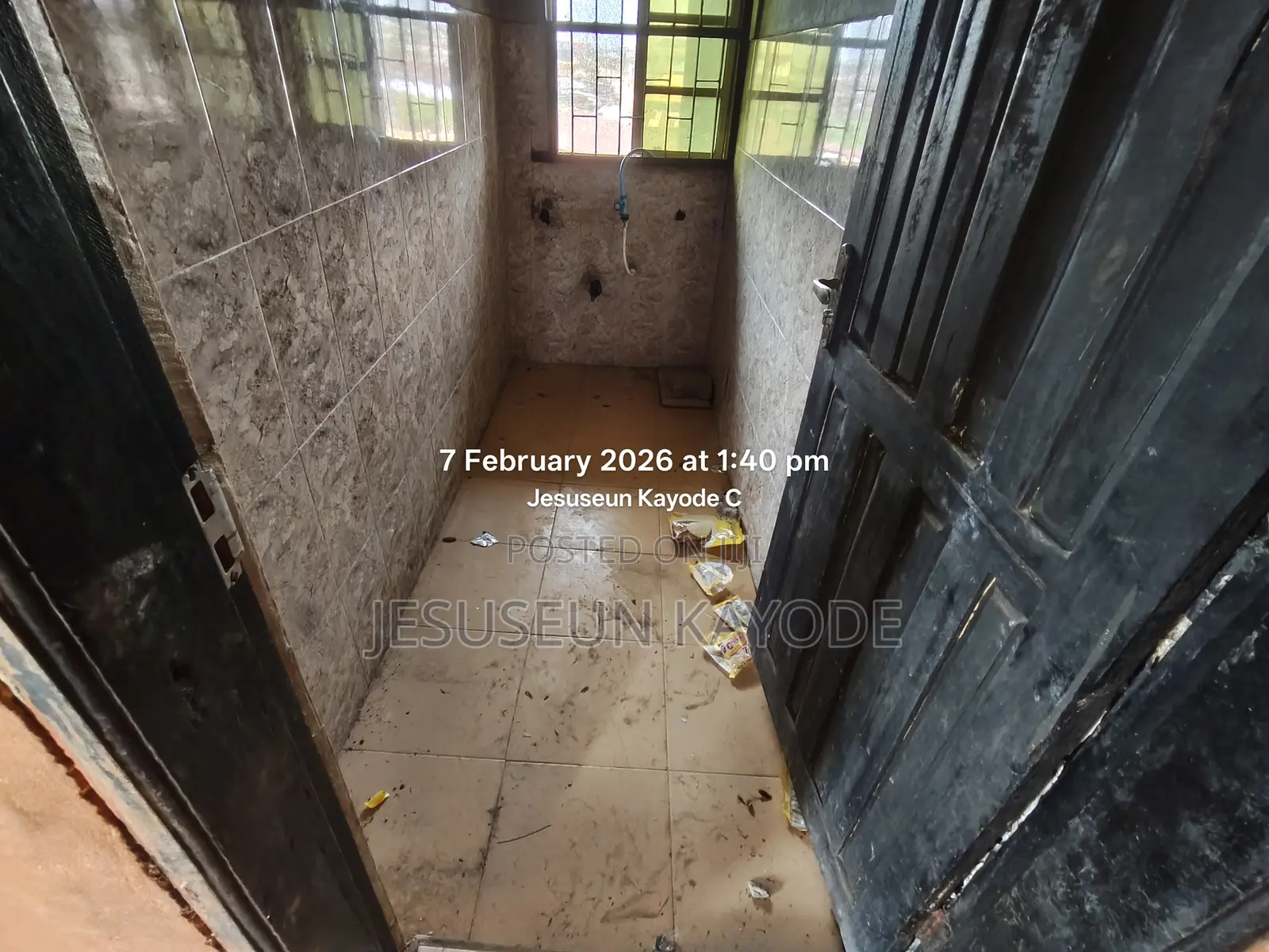 Mini Flat in Oko Oloosha Agric for rent