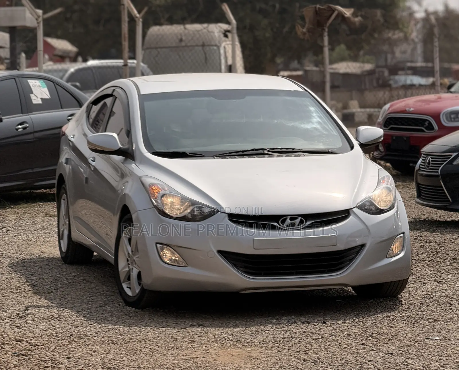 Hyundai Avante 2012 Silver