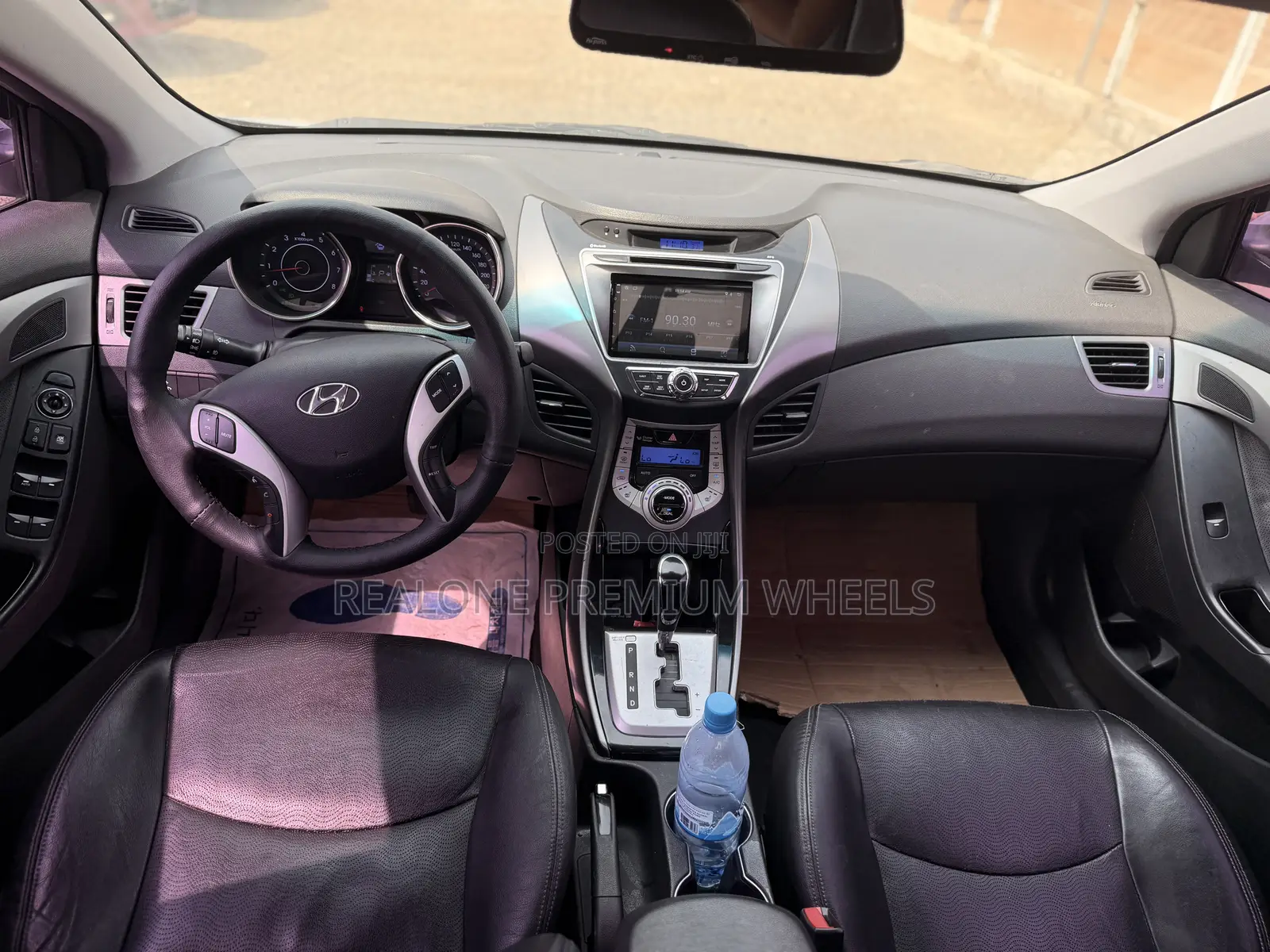Hyundai Avante 2012 Silver