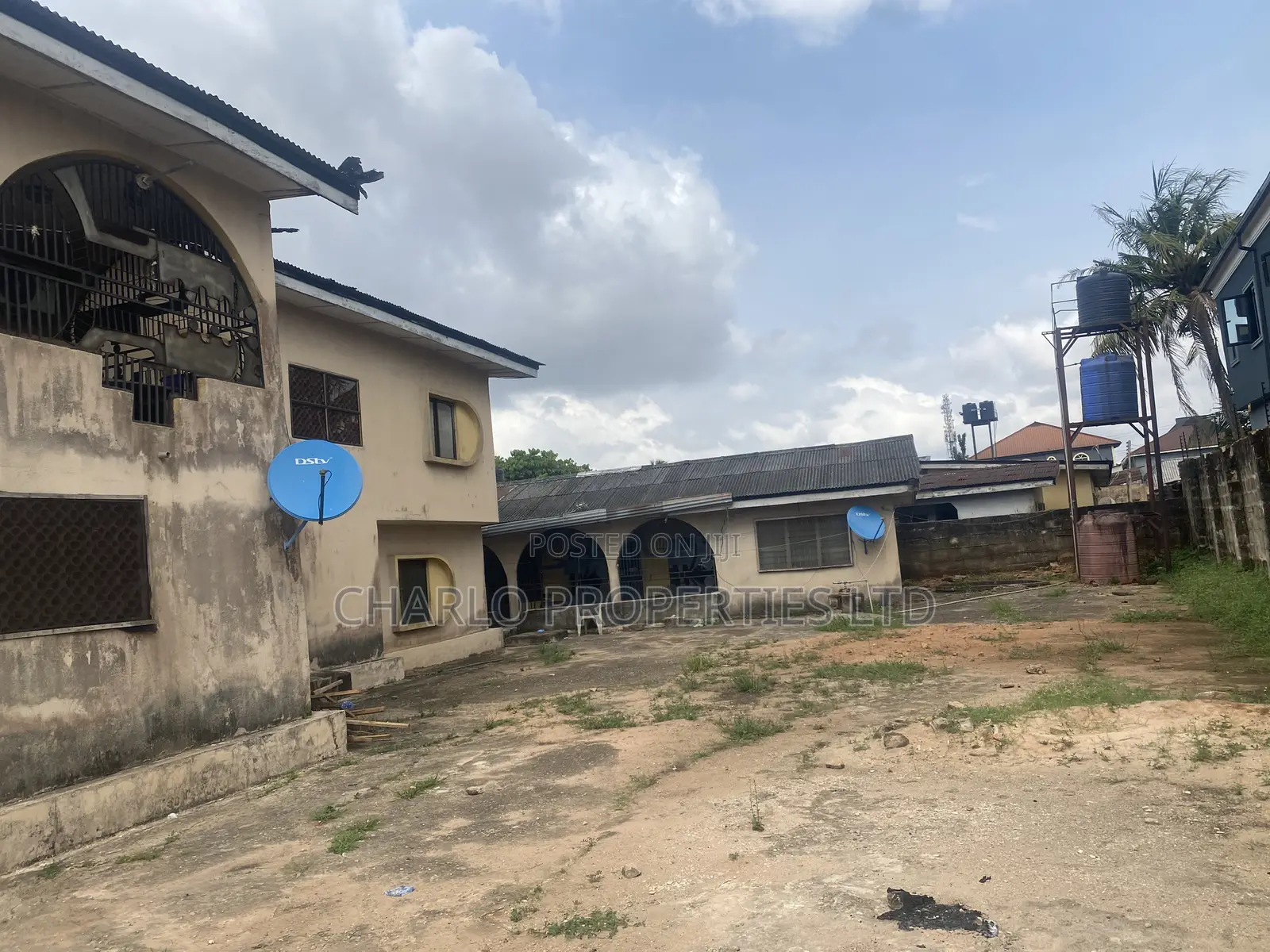 5bdrm Duplex in Benin City for sale