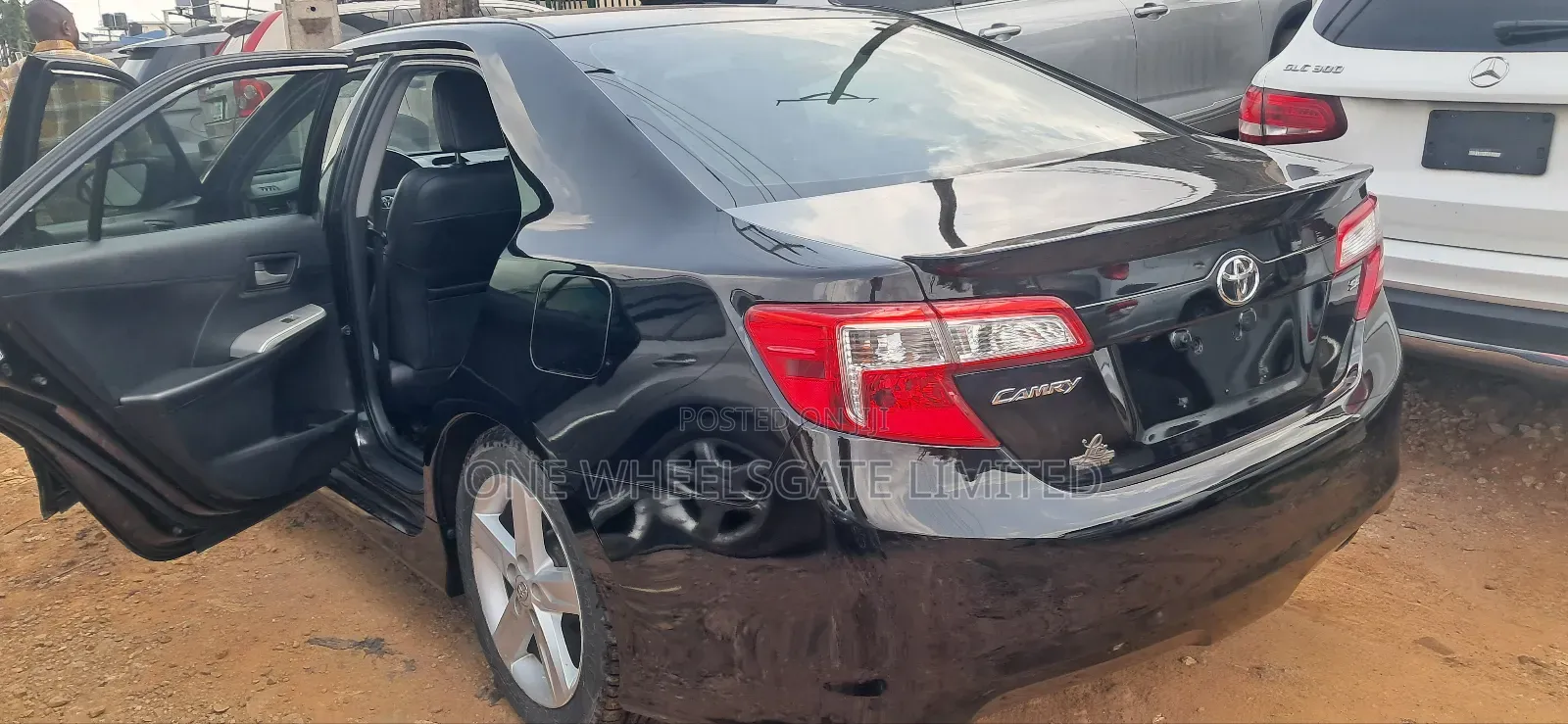 Toyota Camry SE 4dr Sedan (2.5L 4cyl 6A) 2014 Black