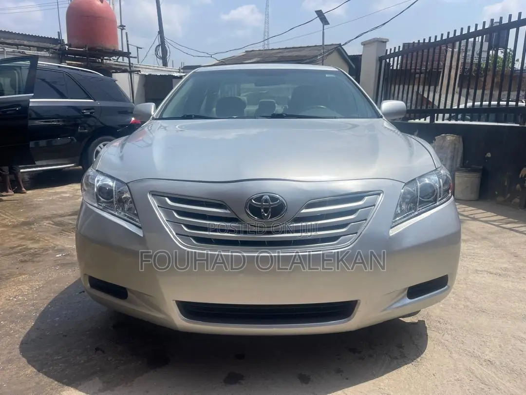 Toyota Camry LE 4dr Sedan (2.4L 4cyl 5A) 2007 Silver