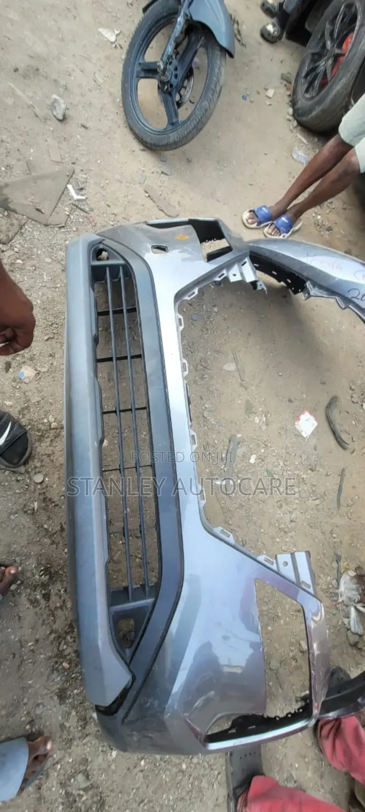 Front Bumper Nissan Rogue 2020