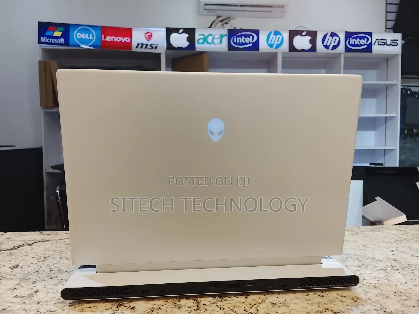 New Laptop Dell Allenware M15 R5 16GB Intel Core i7 SSD 512GB