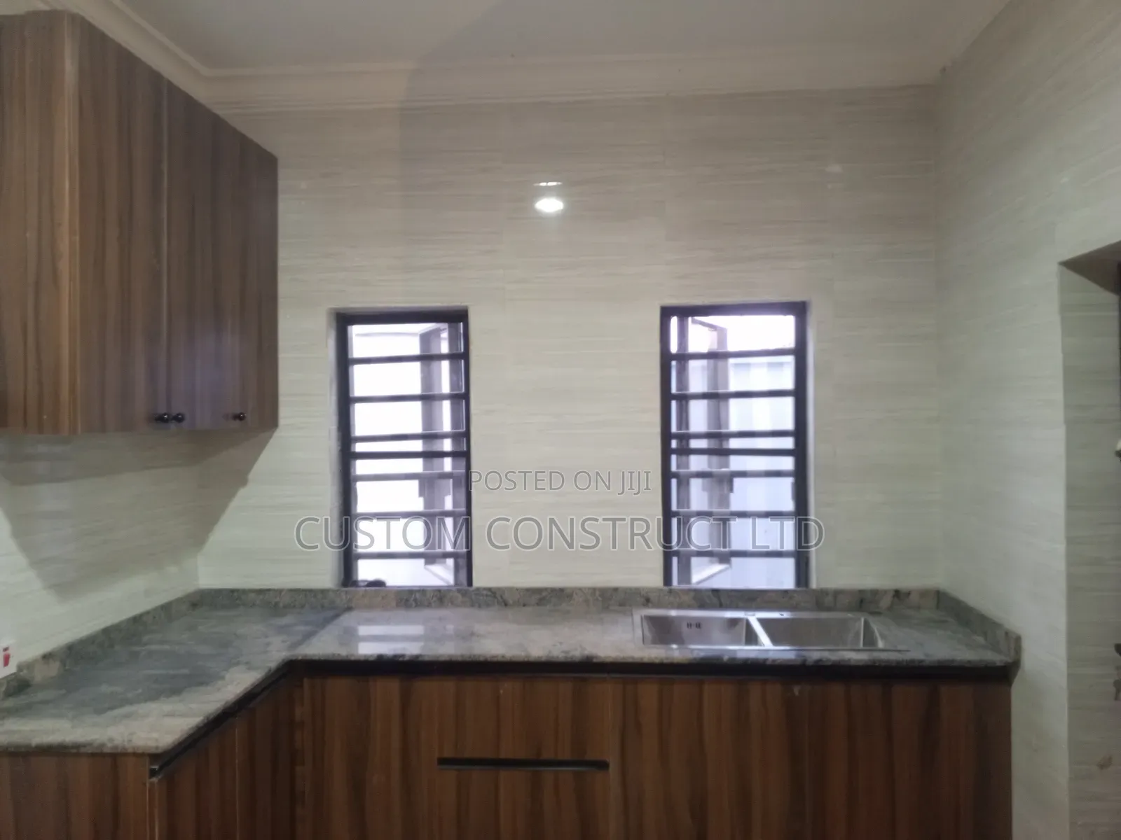 Modern Kitchen Cabinets Custom Designed to Fit Your Kitchen Perfectly