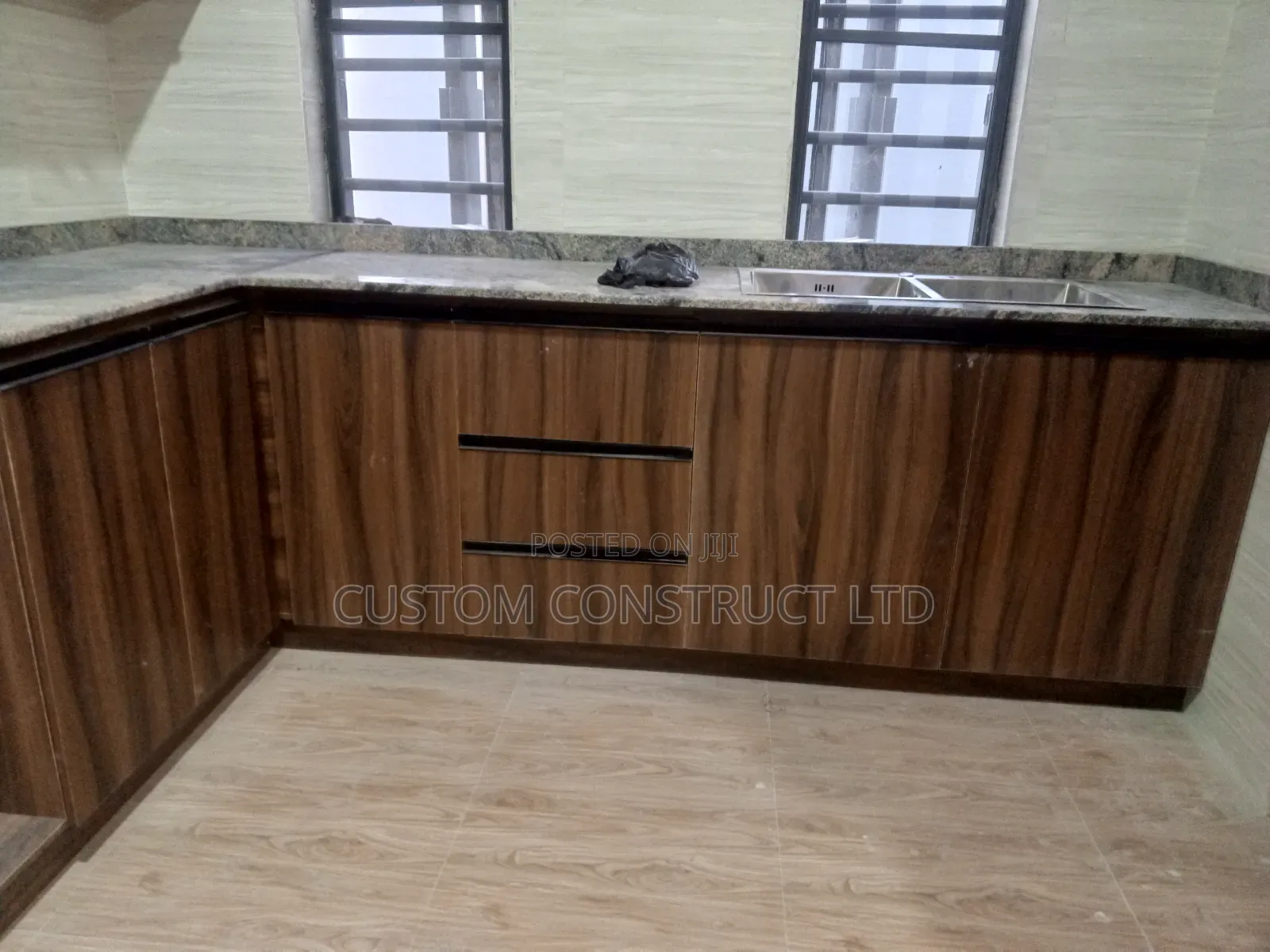 Modern Kitchen Cabinets Custom Designed to Fit Your Kitchen Perfectly