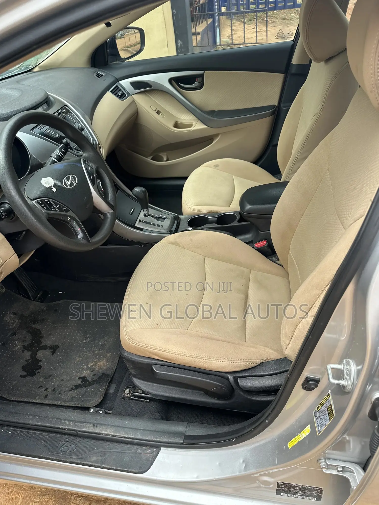 Hyundai Elantra SE 4dr Sedan (1.8L 4cyl 6A) 2014 Silver