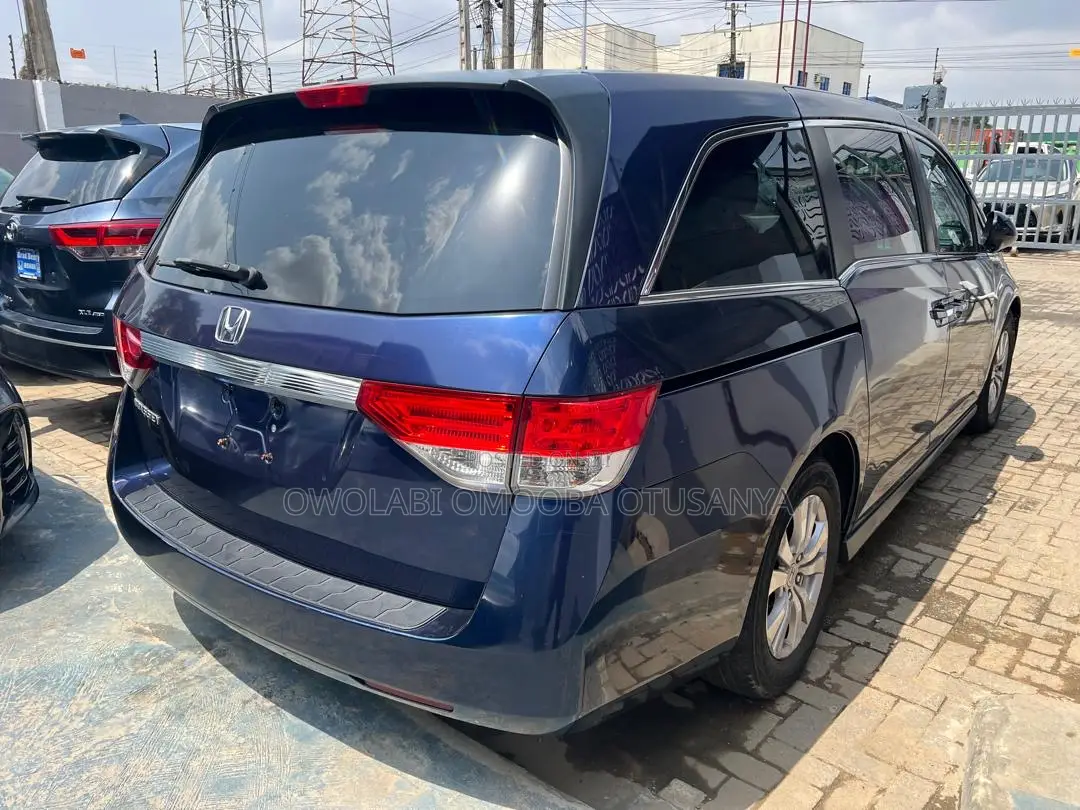 Honda Odyssey Touring 4dr Minivan (3.5L 6cyl 6A) 2014 Blue
