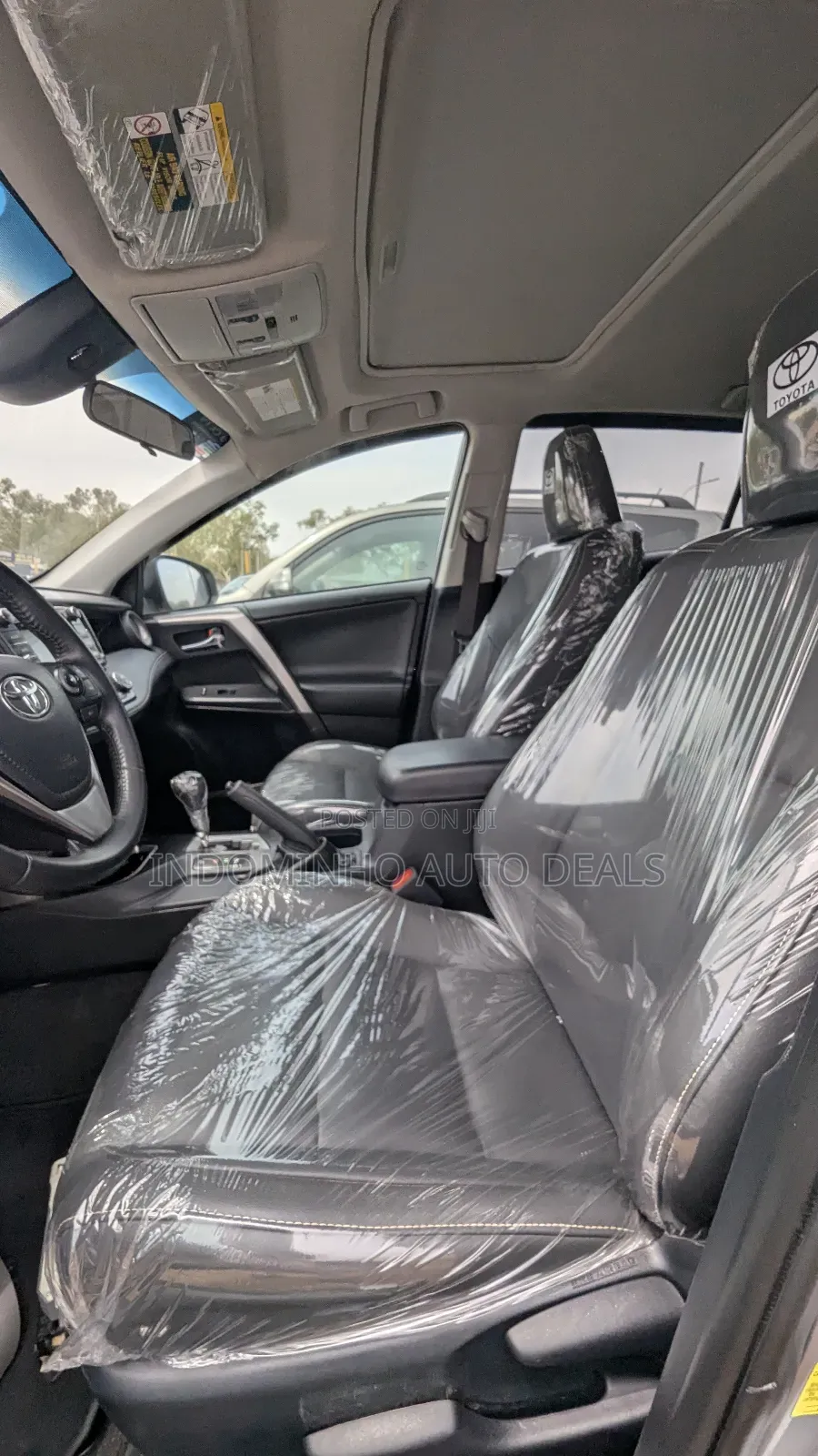 Toyota RAV4 XLE 4dr SUV (2.5L 4cyl 6A) 2018 Silver
