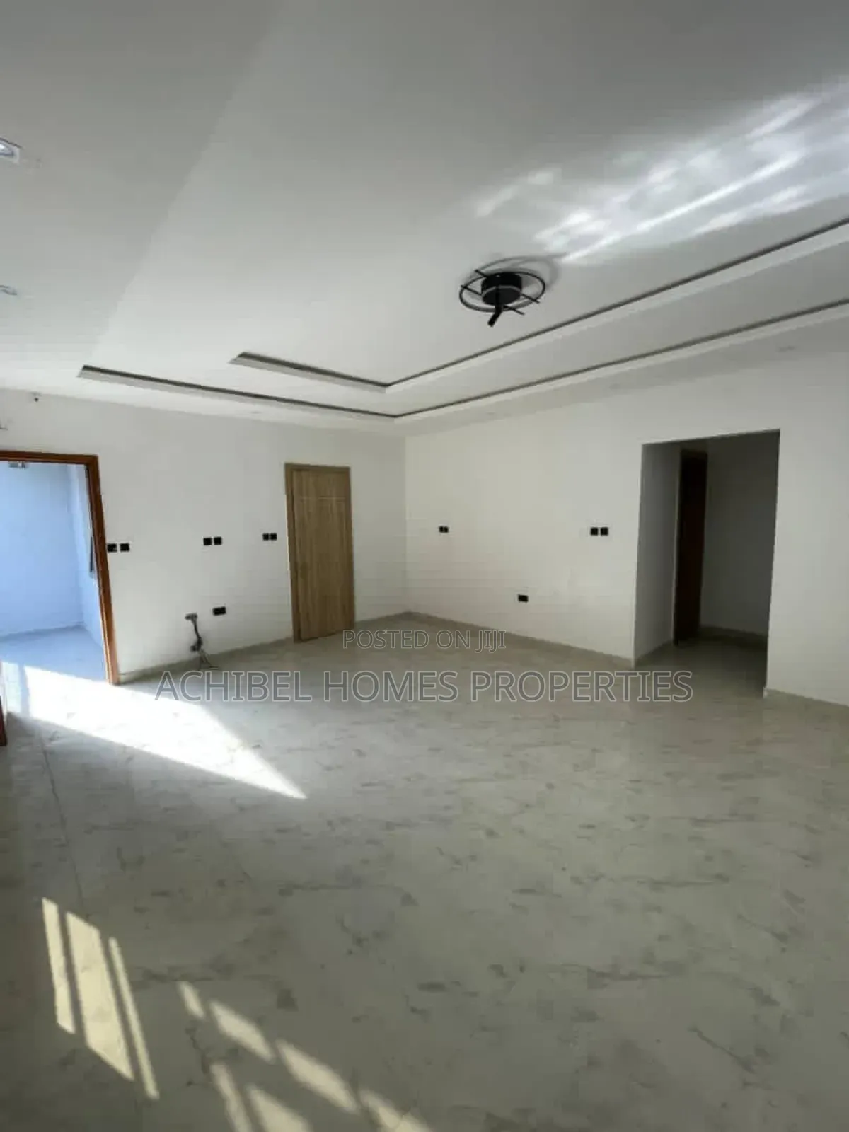 4bdrm House in Lekki Phase 1 for rent