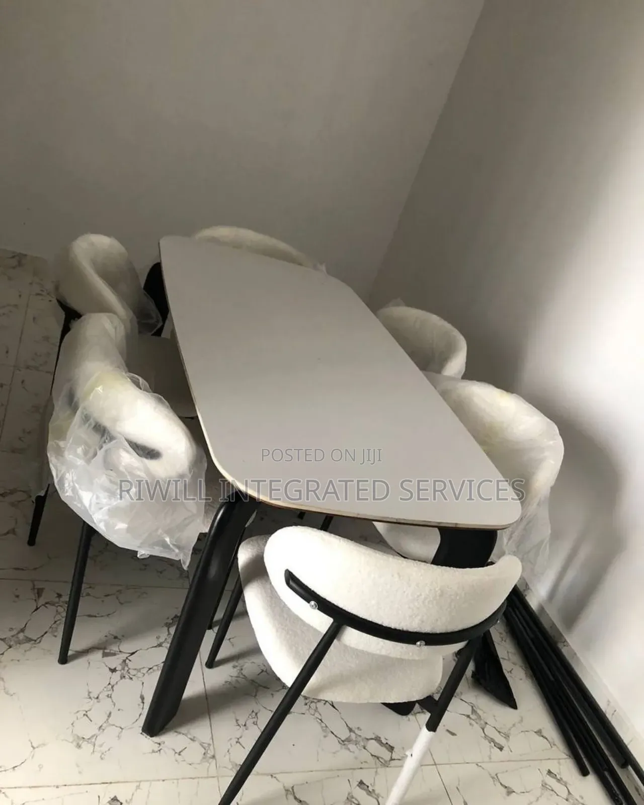 Dining Table Set With Six Seaters