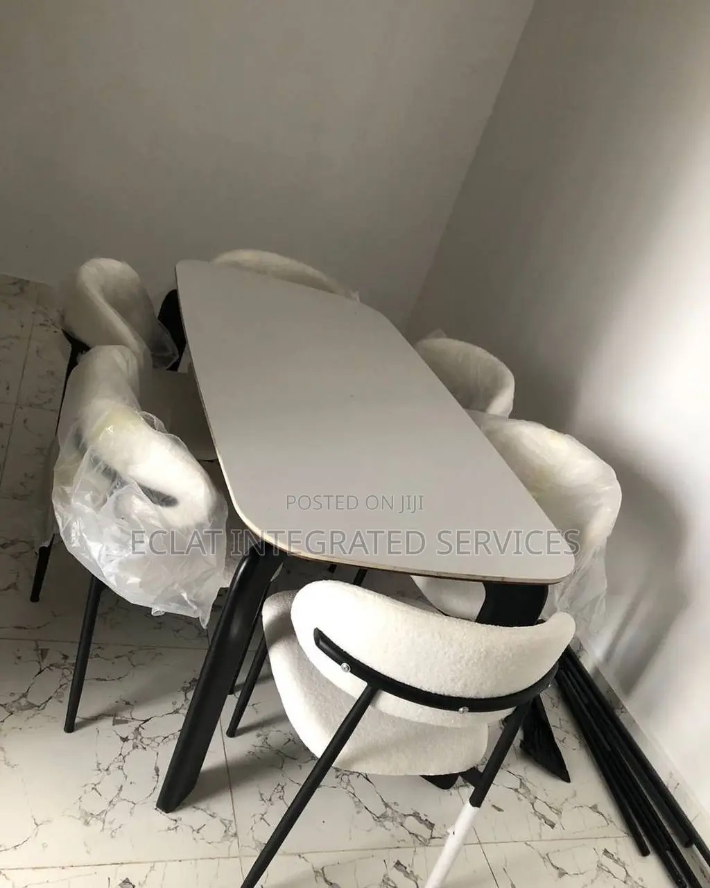 Dining Table With Quality Chairs For Dining Room