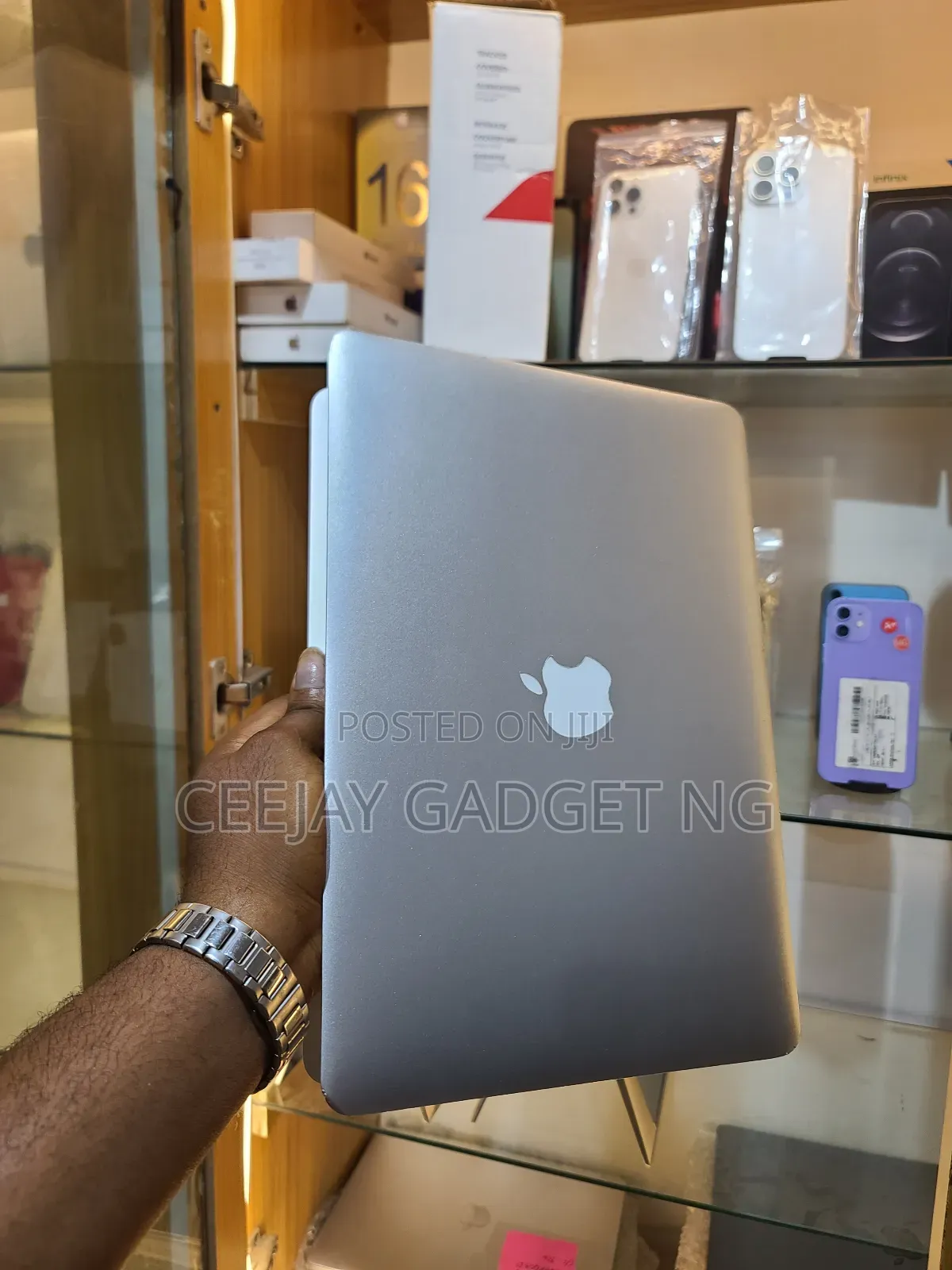 Laptop Apple MacBook Air 2015 8GB Intel Core i7 SSD 128GB