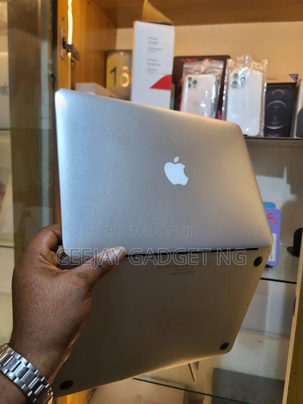 Laptop Apple MacBook Air 2015 8GB Intel Core i7 SSD 128GB