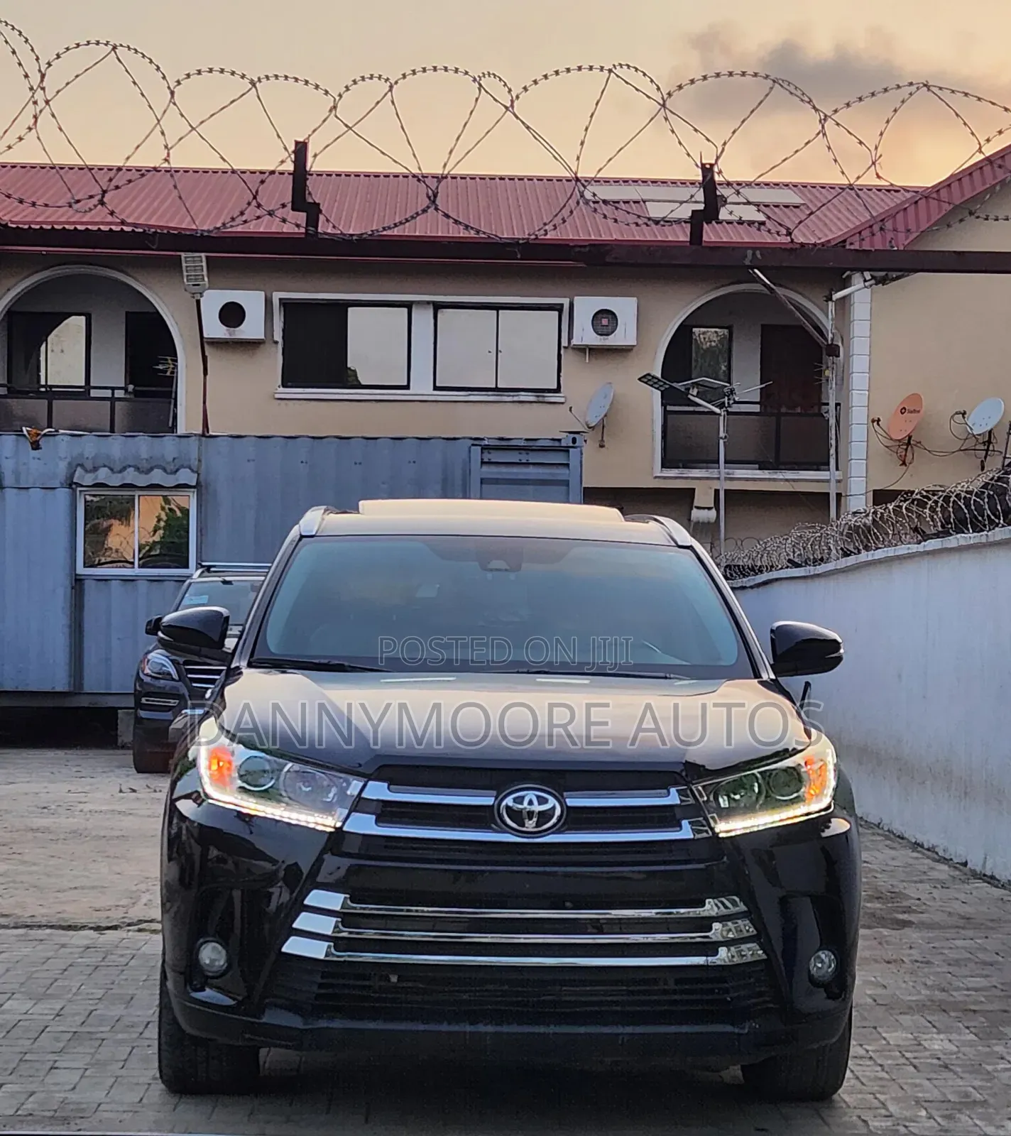 Toyota Highlander XLE 2019 Gray