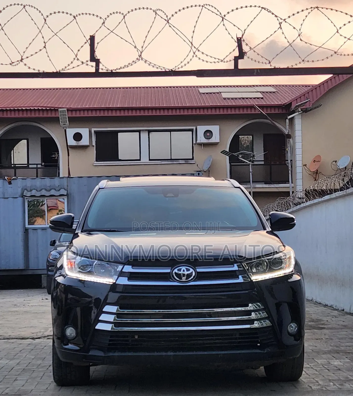 Toyota Highlander XLE 2019 Gray