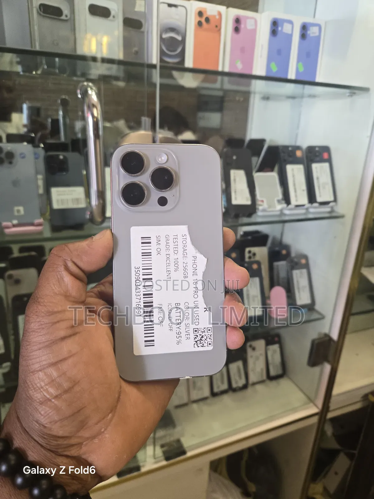 Apple iPhone 16 Pro 256 GB Black