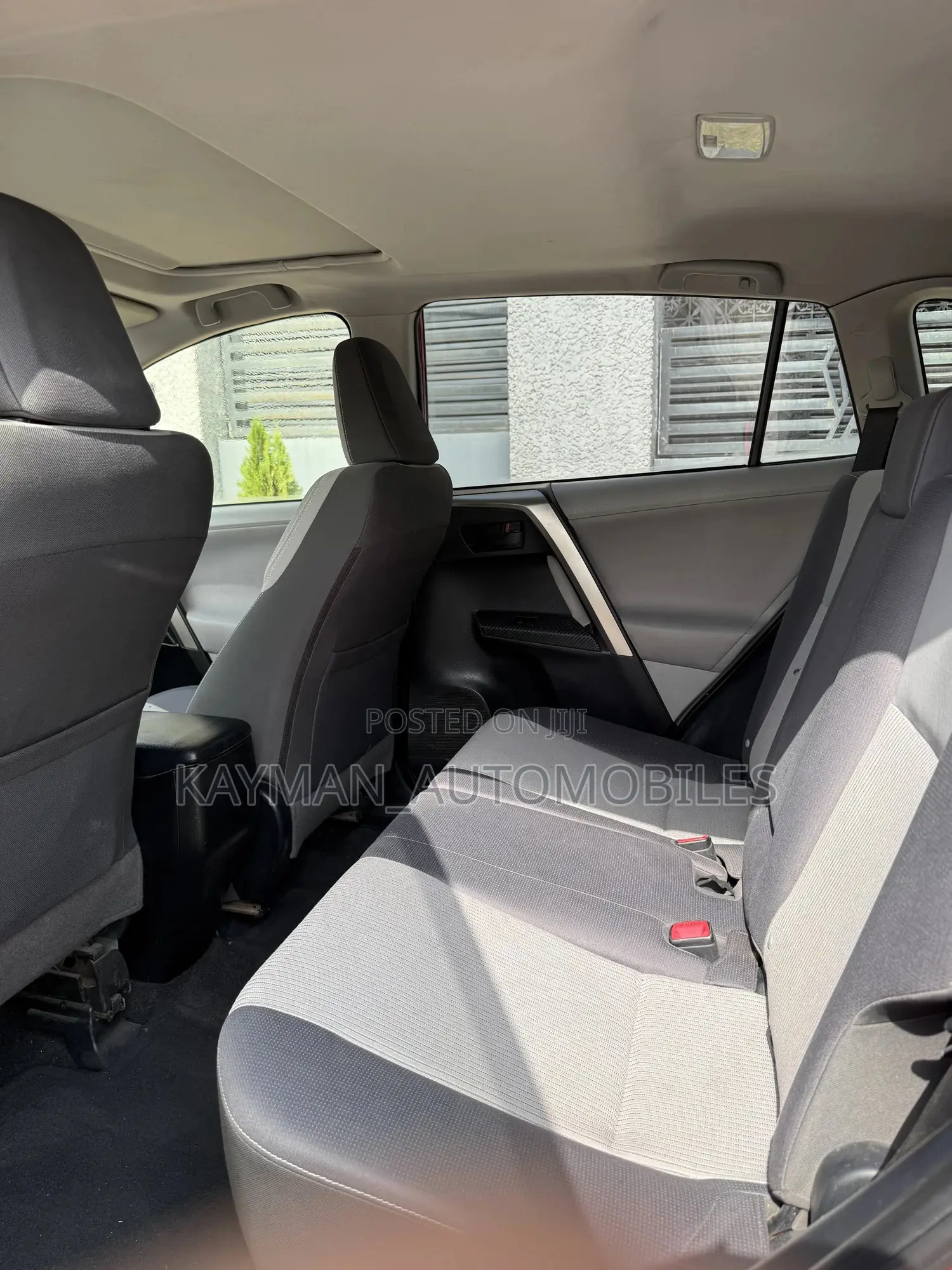 Toyota RAV4 XLE 4dr SUV AWD (2.5L 4cyl 6A) 2014 Red