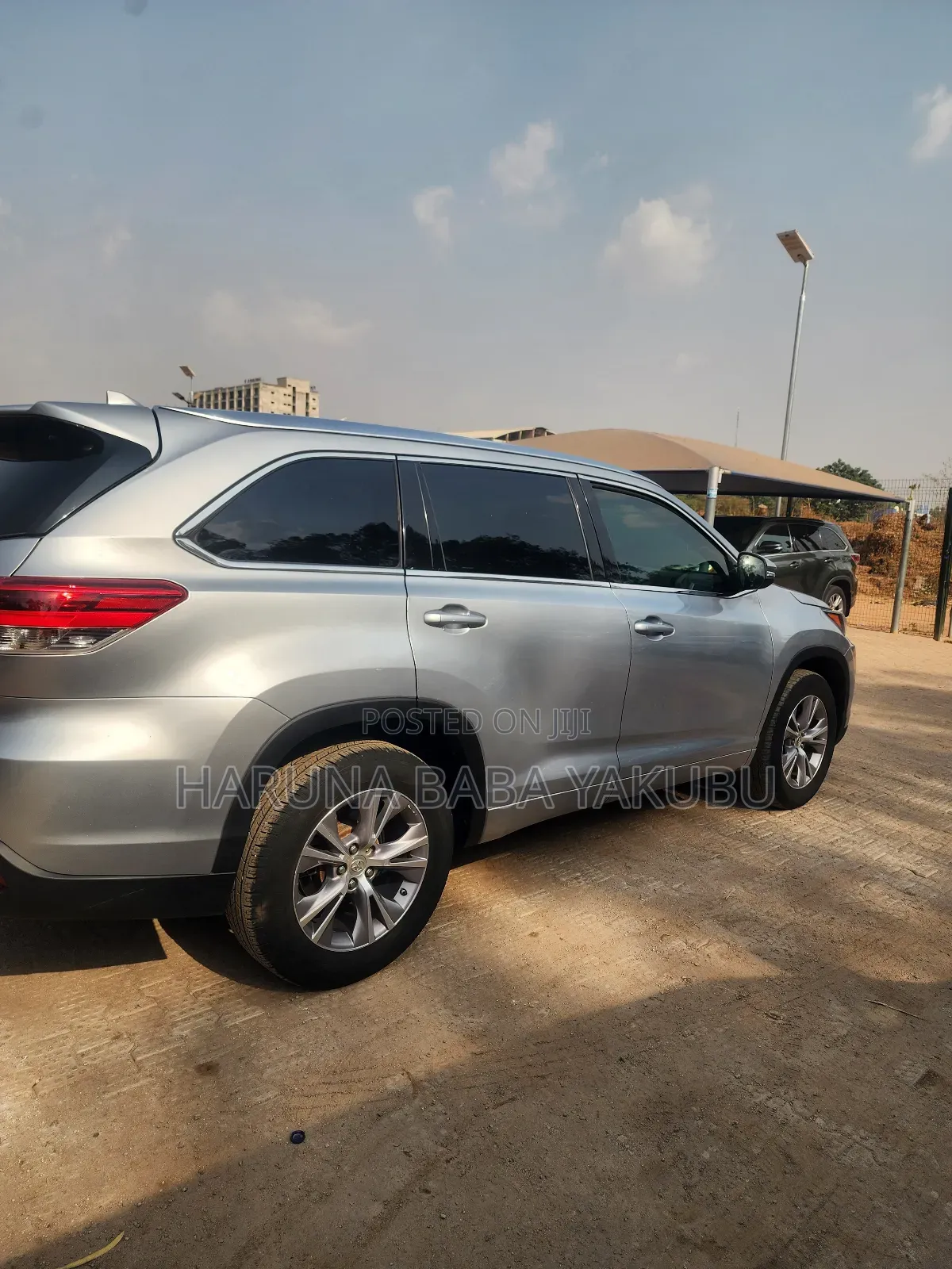 Toyota Highlander XLE 4x2 V6 (3.5L 6cyl 8A) 2018 Silver