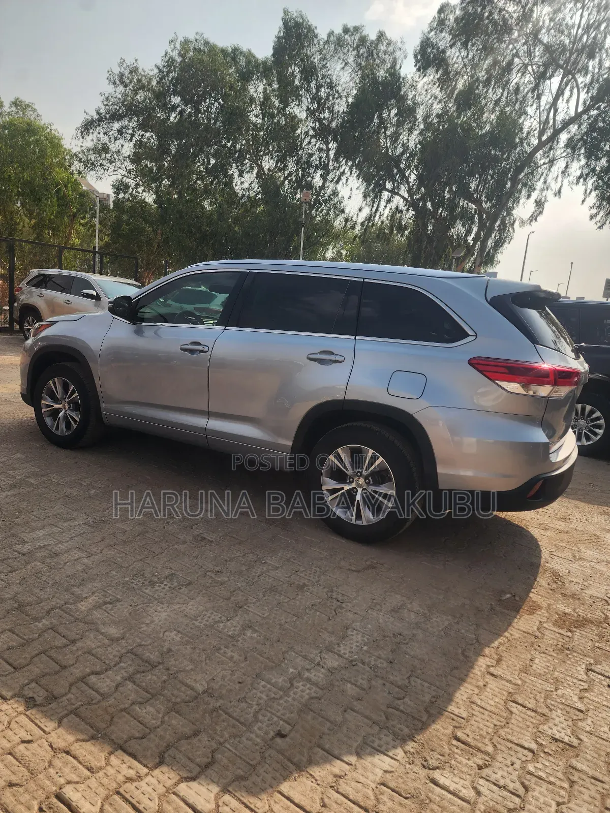 Toyota Highlander XLE 4x2 V6 (3.5L 6cyl 8A) 2018 Silver