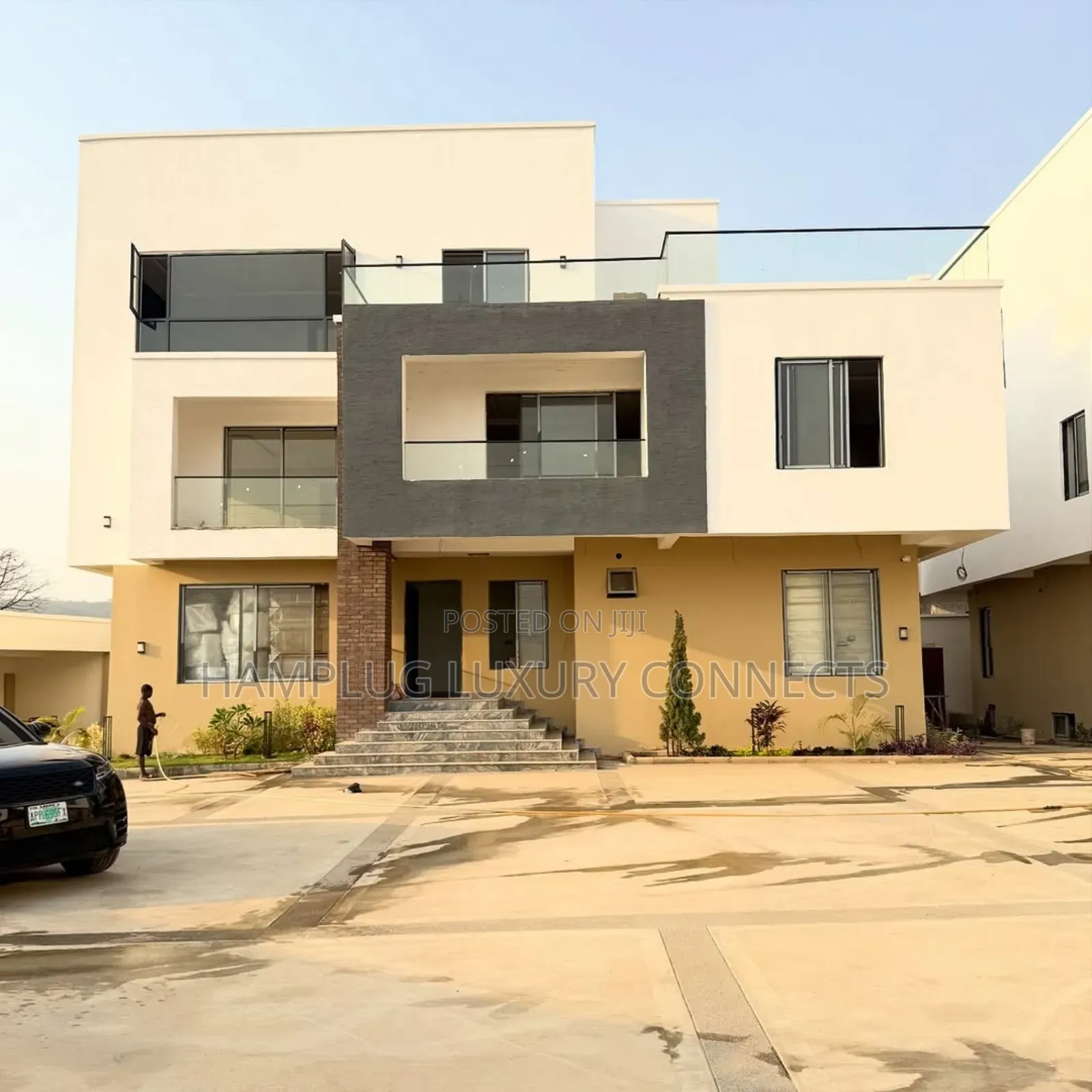 Furnished 5bdrm Duplex in Katampe Extension for sale