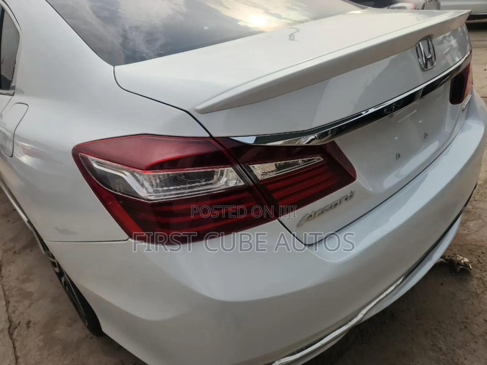 Honda Accord Sport 4dr Sedan FWD (2.4L 4cyl 2A) 2016 White