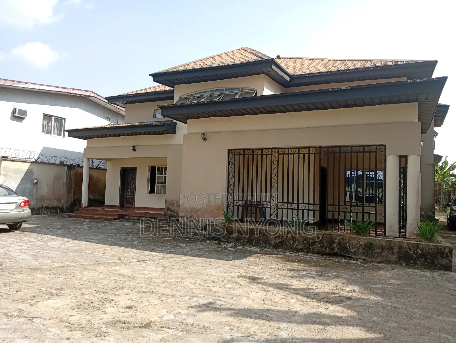 5bdrm Duplex in State Housing, Calabar for sale