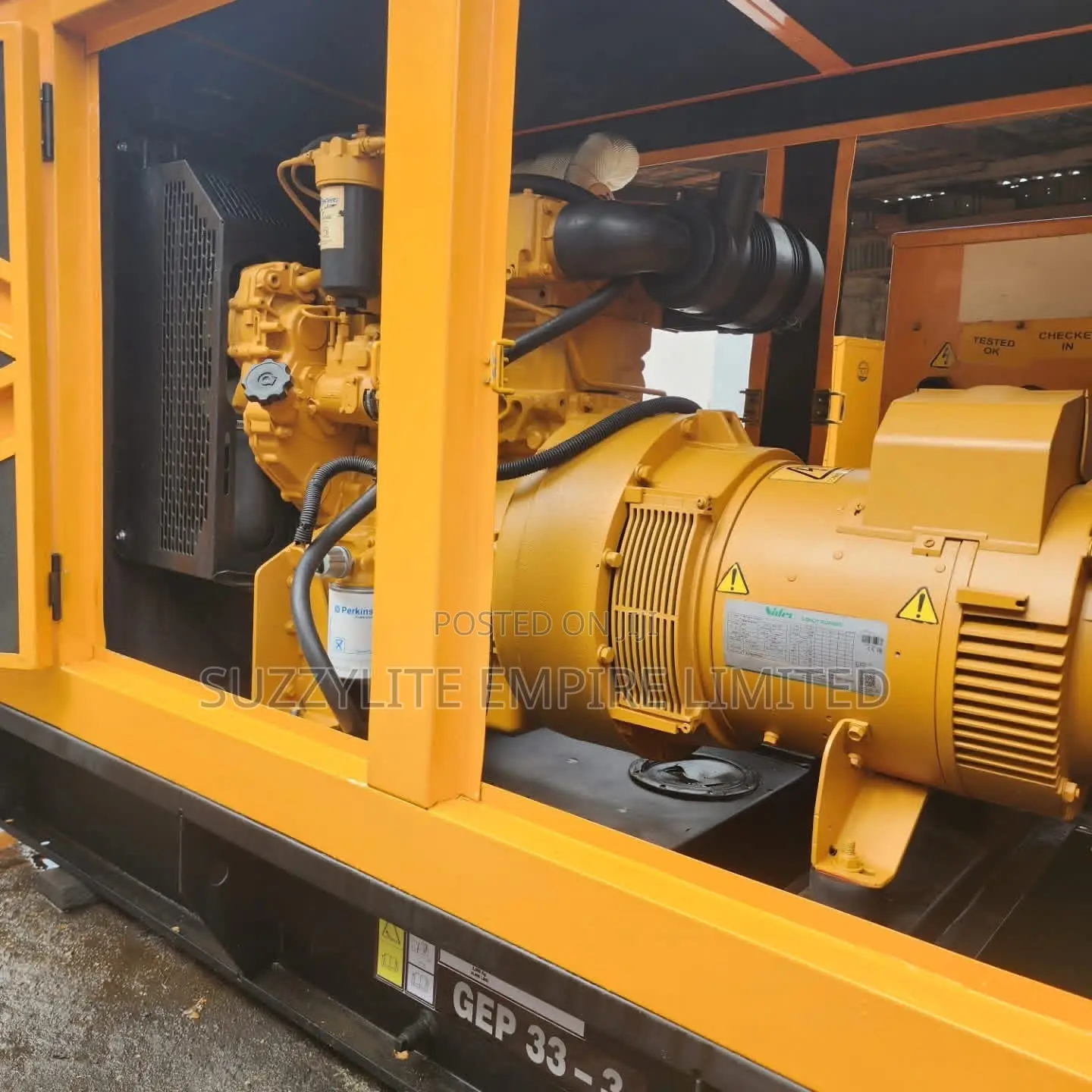 Cat 33kva Soundproof Diesel Generator