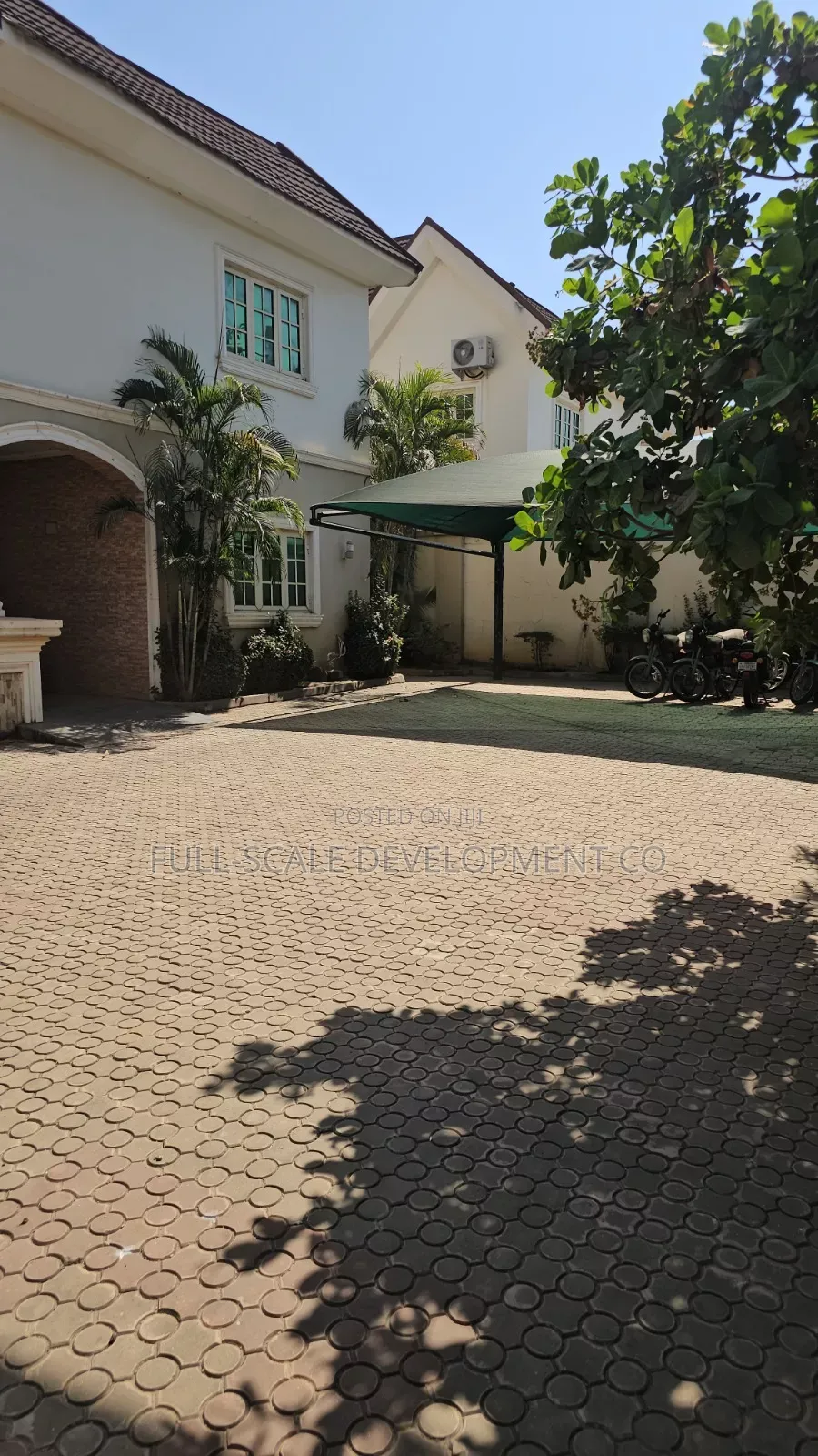 5bdrm House in Galadimawa for sale