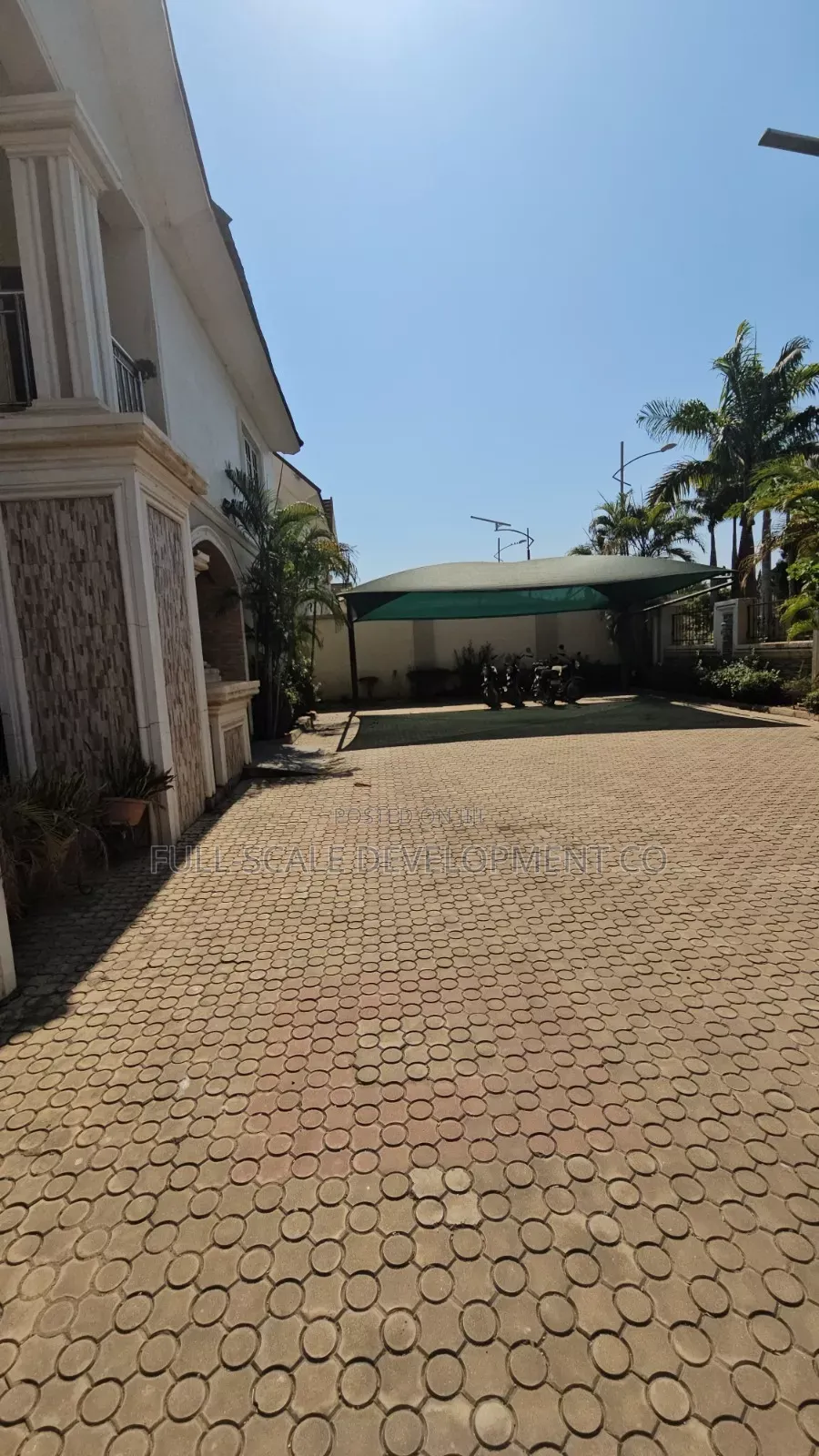 5bdrm House in Galadimawa for sale