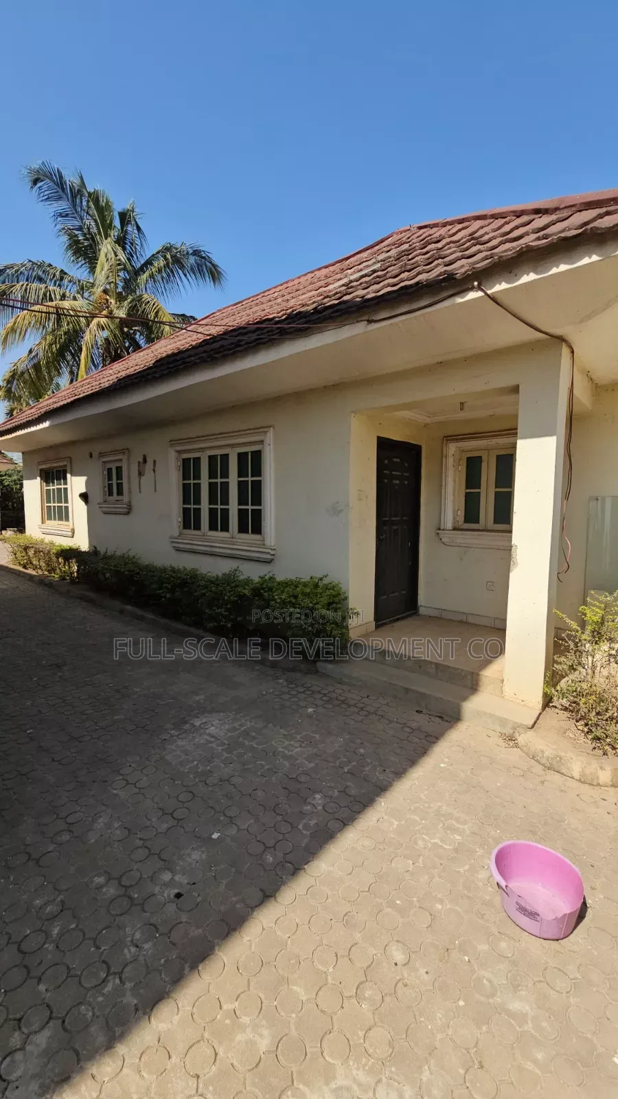 5bdrm House in Galadimawa for sale