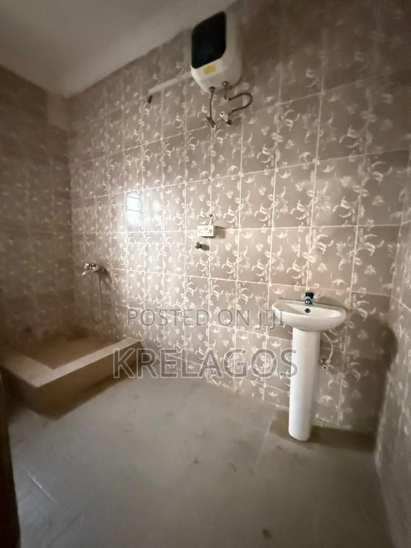 2bdrm Apartment in Ikate for rent
