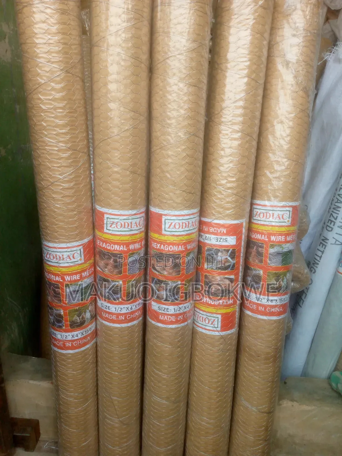 Thick Chicken Wire Mesh Width - 1.2m by Length - 45m