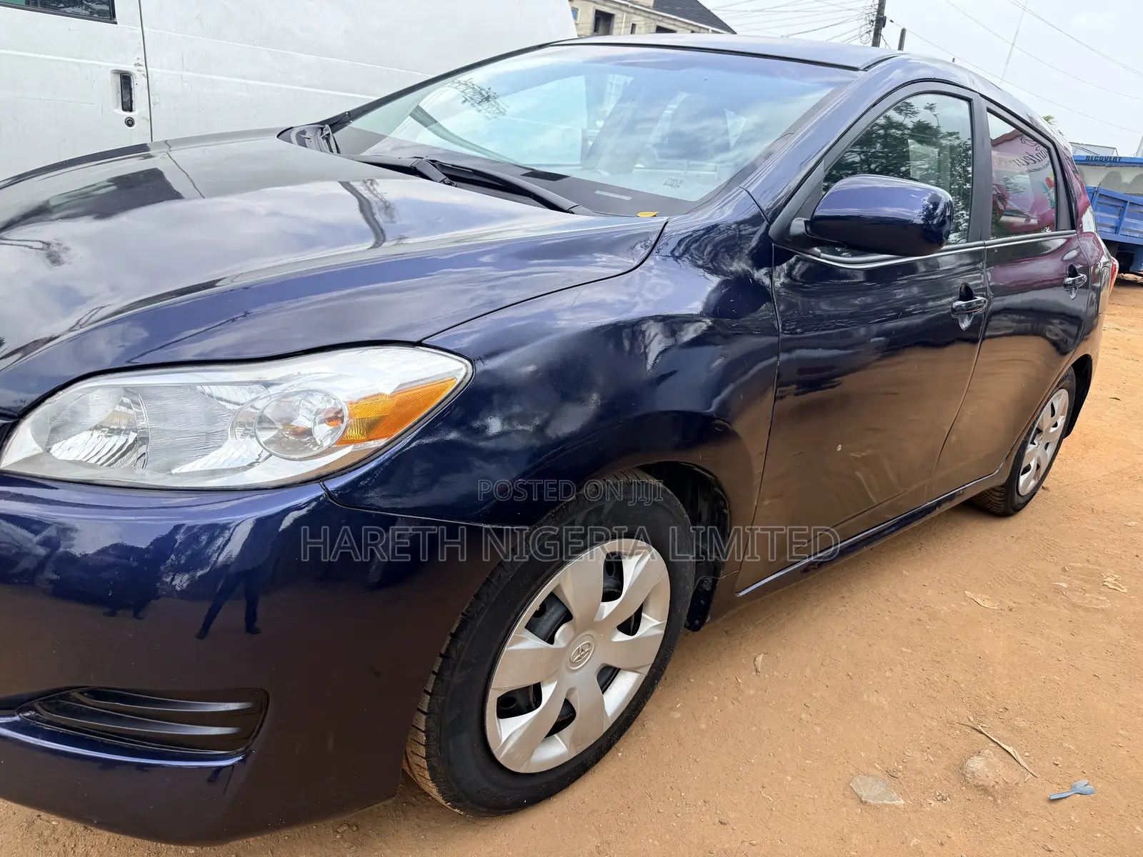 Toyota Matrix Hatchback FWD (1.8L 4cyl 5M) 2010 Blue