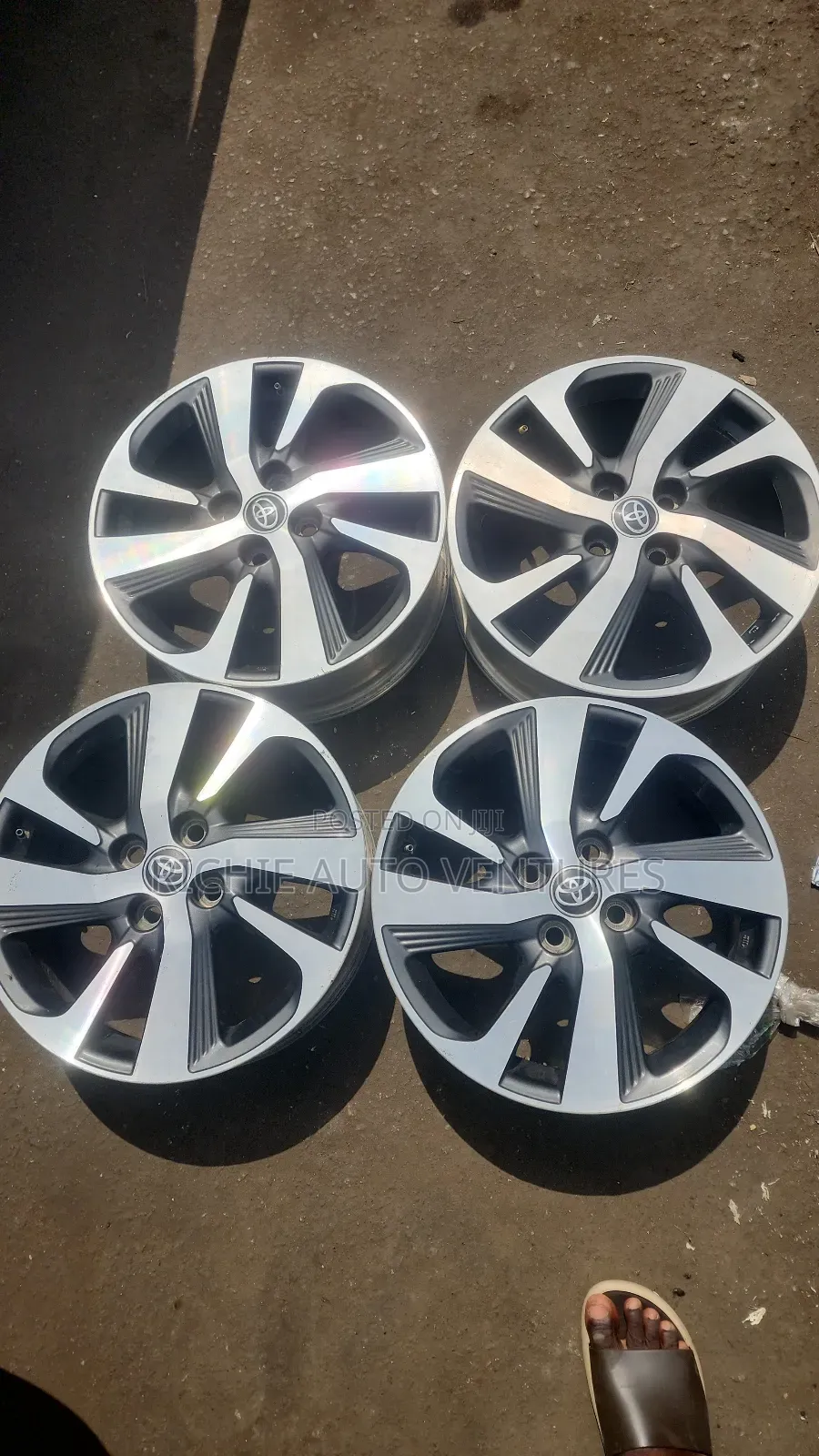 Toyota Yaris 16inch Rim.