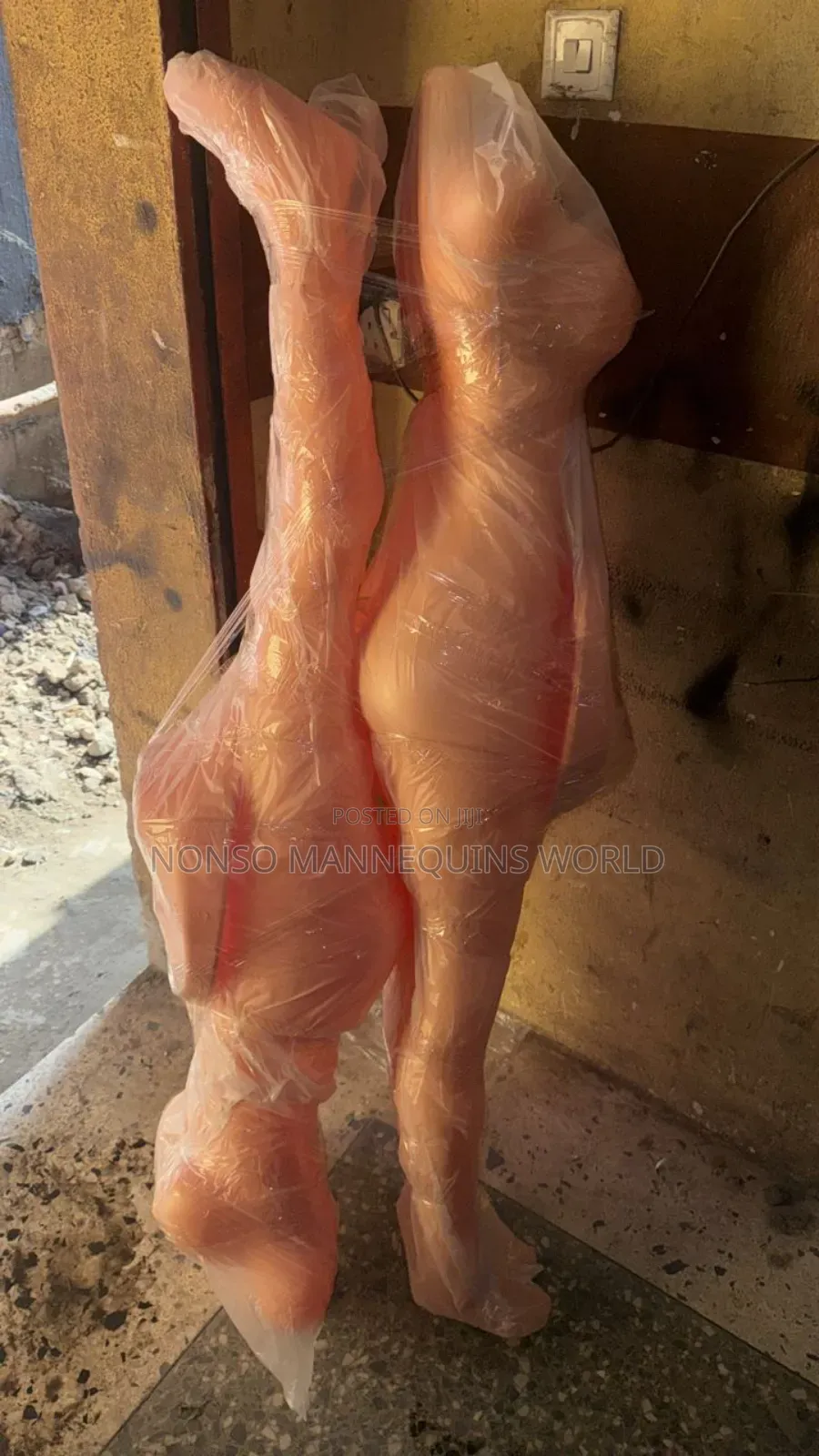 Size 10 Armless Plastic Female Dummy