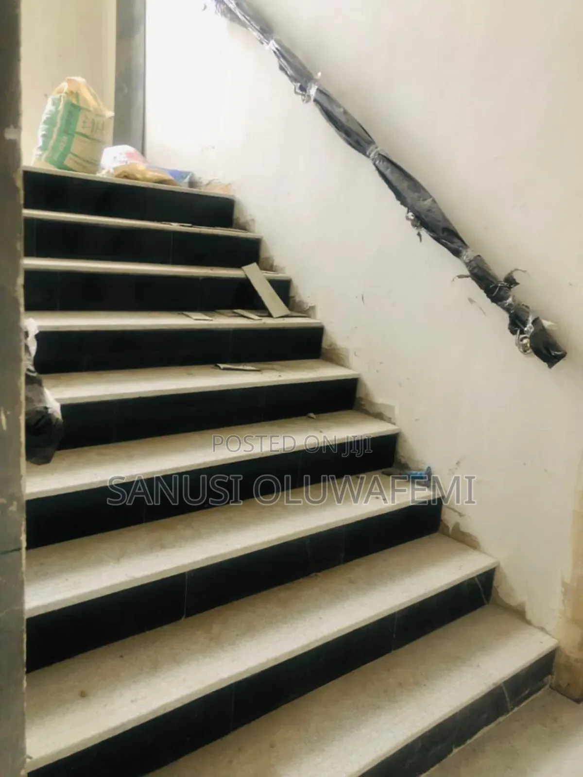 5bdrm Duplex in GRA Phase 2 Shangisha for sale