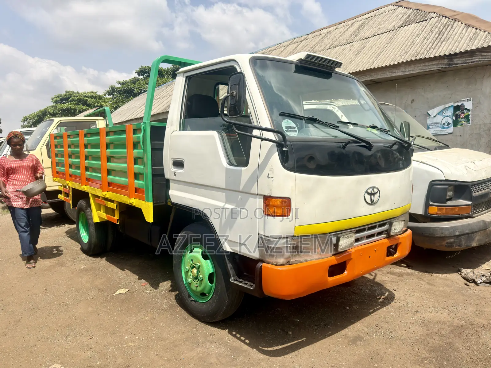 Toyota Dyna Truck 6 Tyres 2rz Petrol Engine Company Used Japan