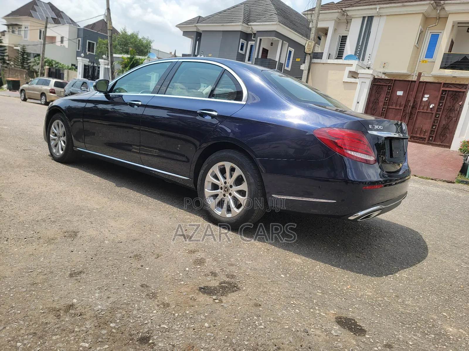 Mercedes-Benz E300 2018 Blue