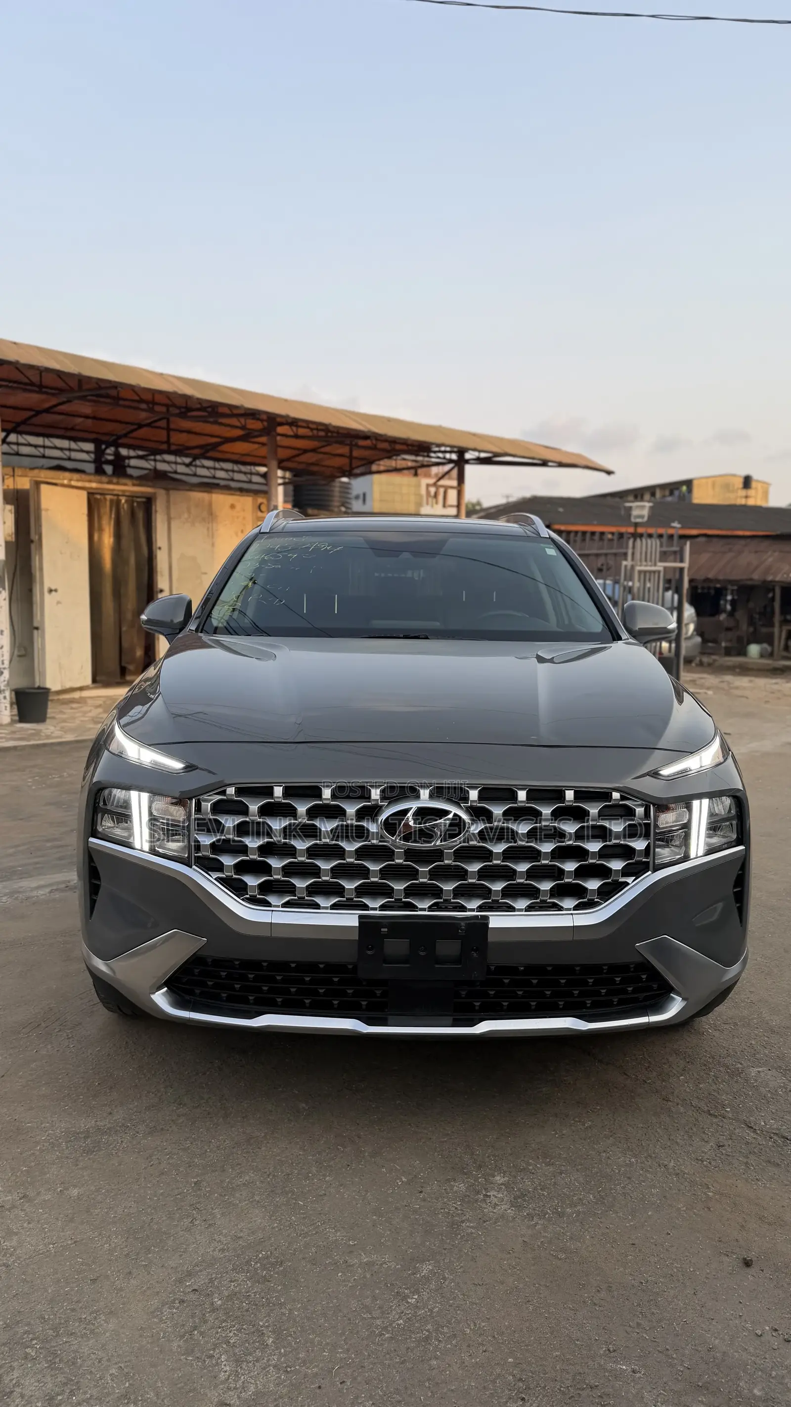 Hyundai Santa Fe Limited 2023 Gray