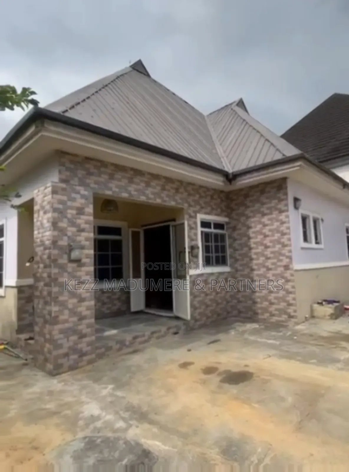 3bdrm Bungalow in Rumudara , Port, Rumuodara for sale