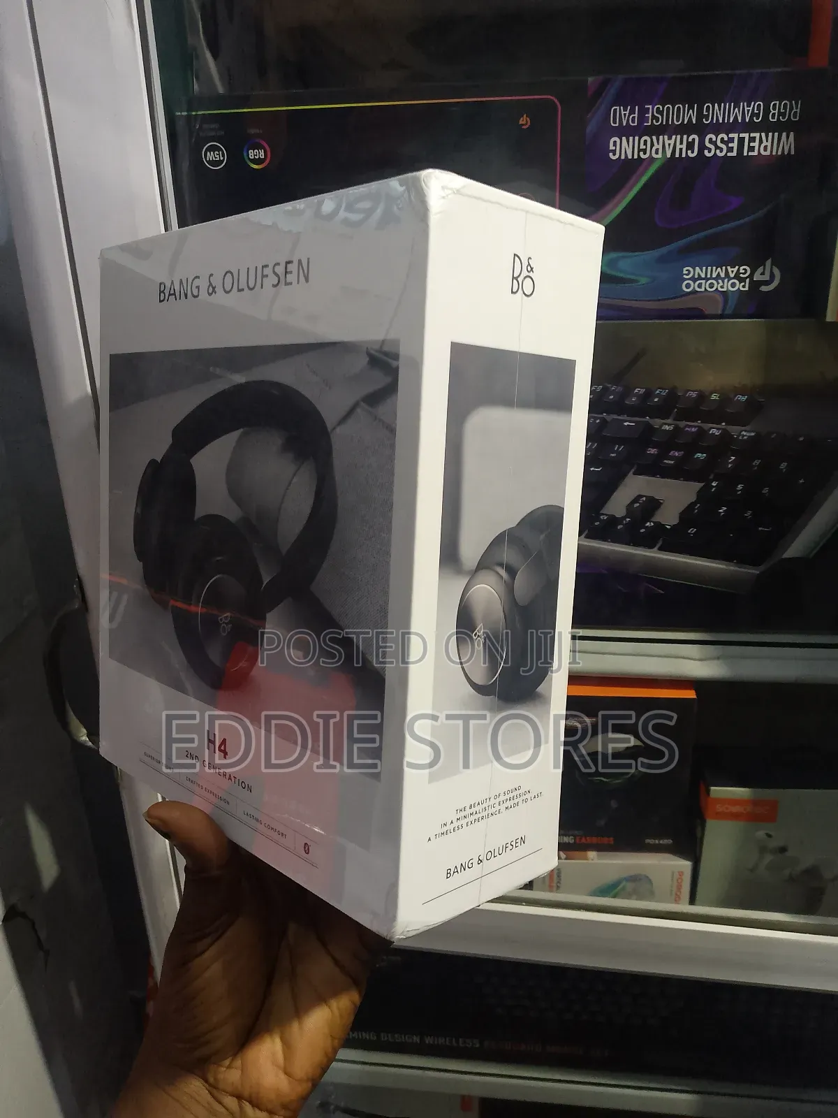 Bang Olufsen H4 (2nd Generation
