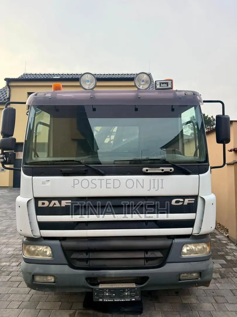 Daf Truck With Crane/Hiab 2007 White