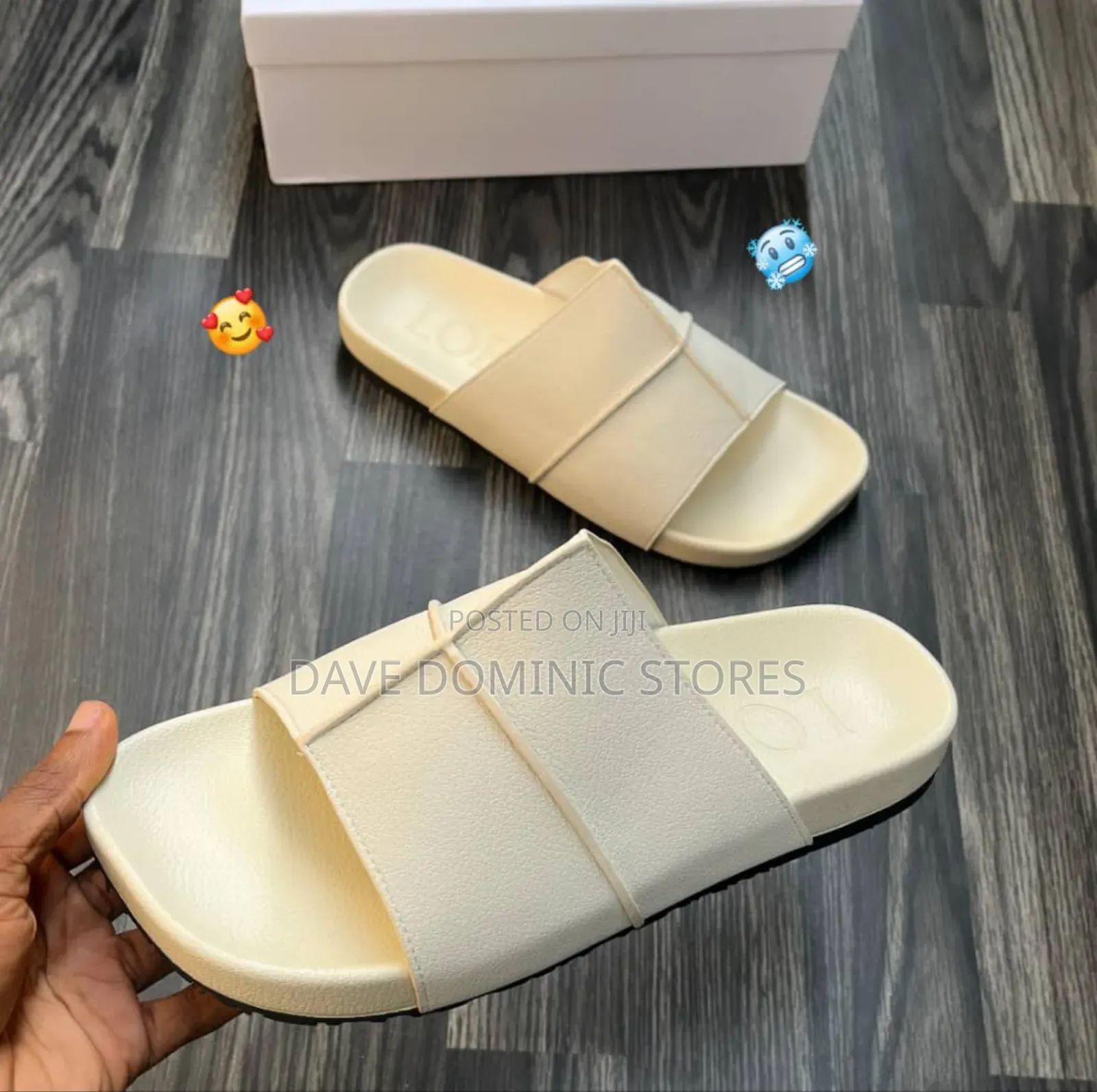 Loewe Cream C Leather Slides