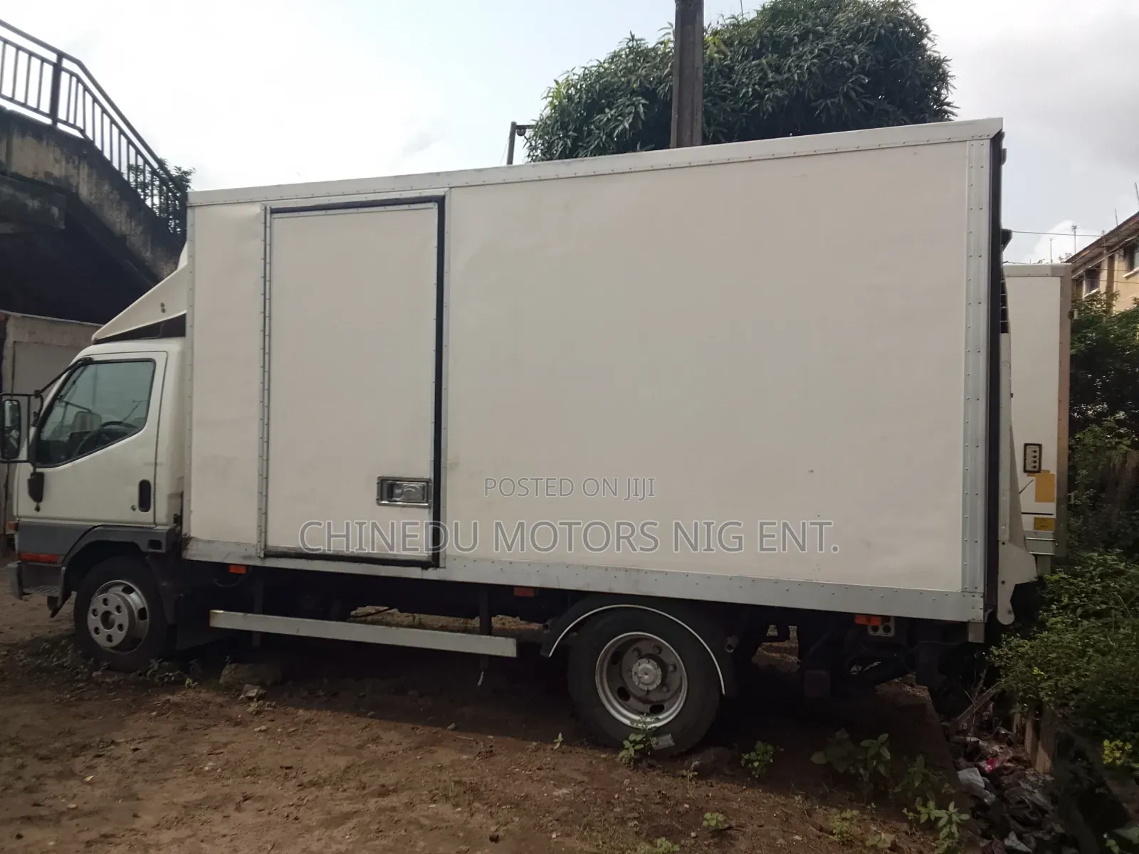 Mitsubishi Canter Cold Truck